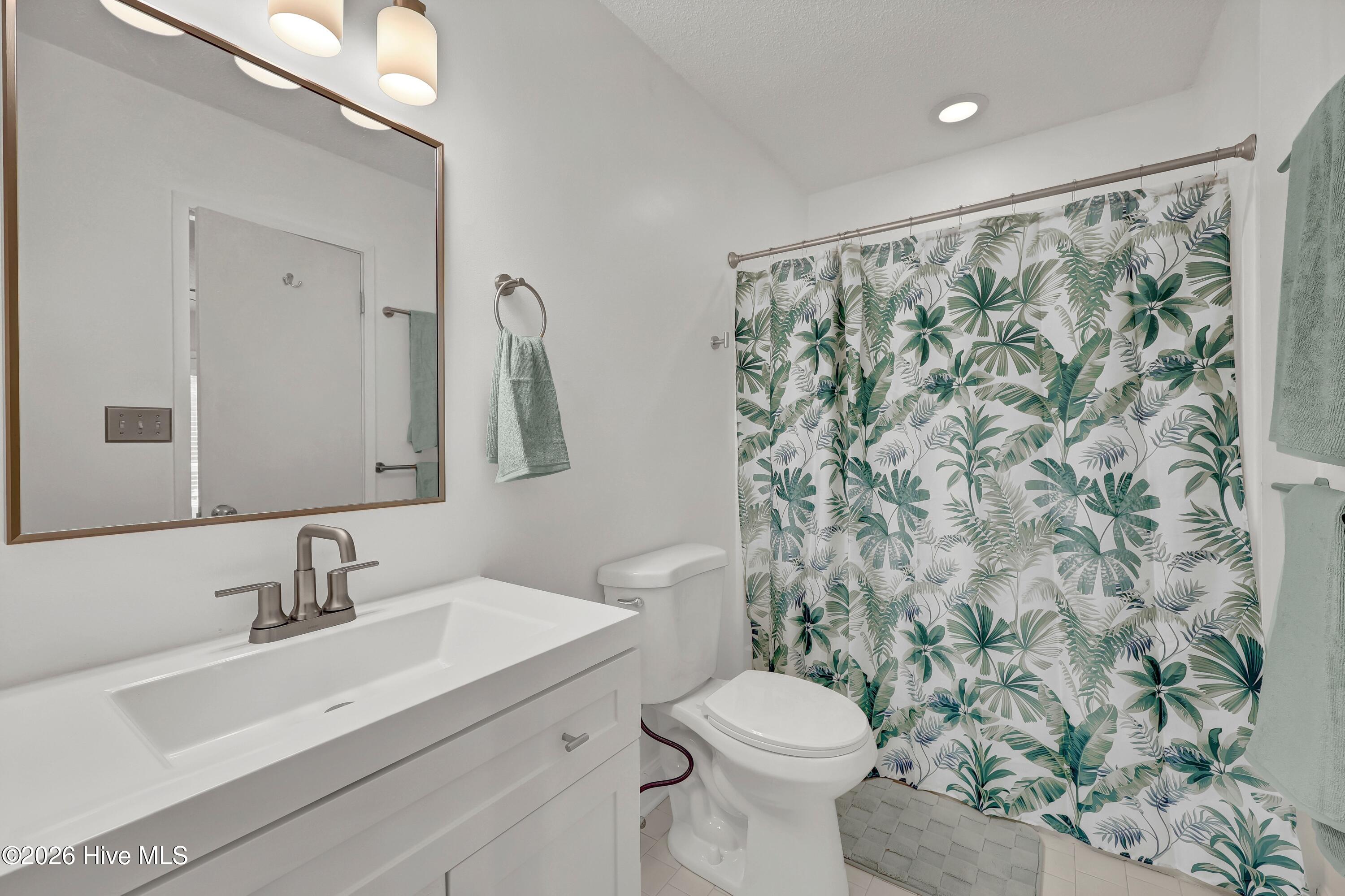 122 Driftwood Court Property Photo 18
