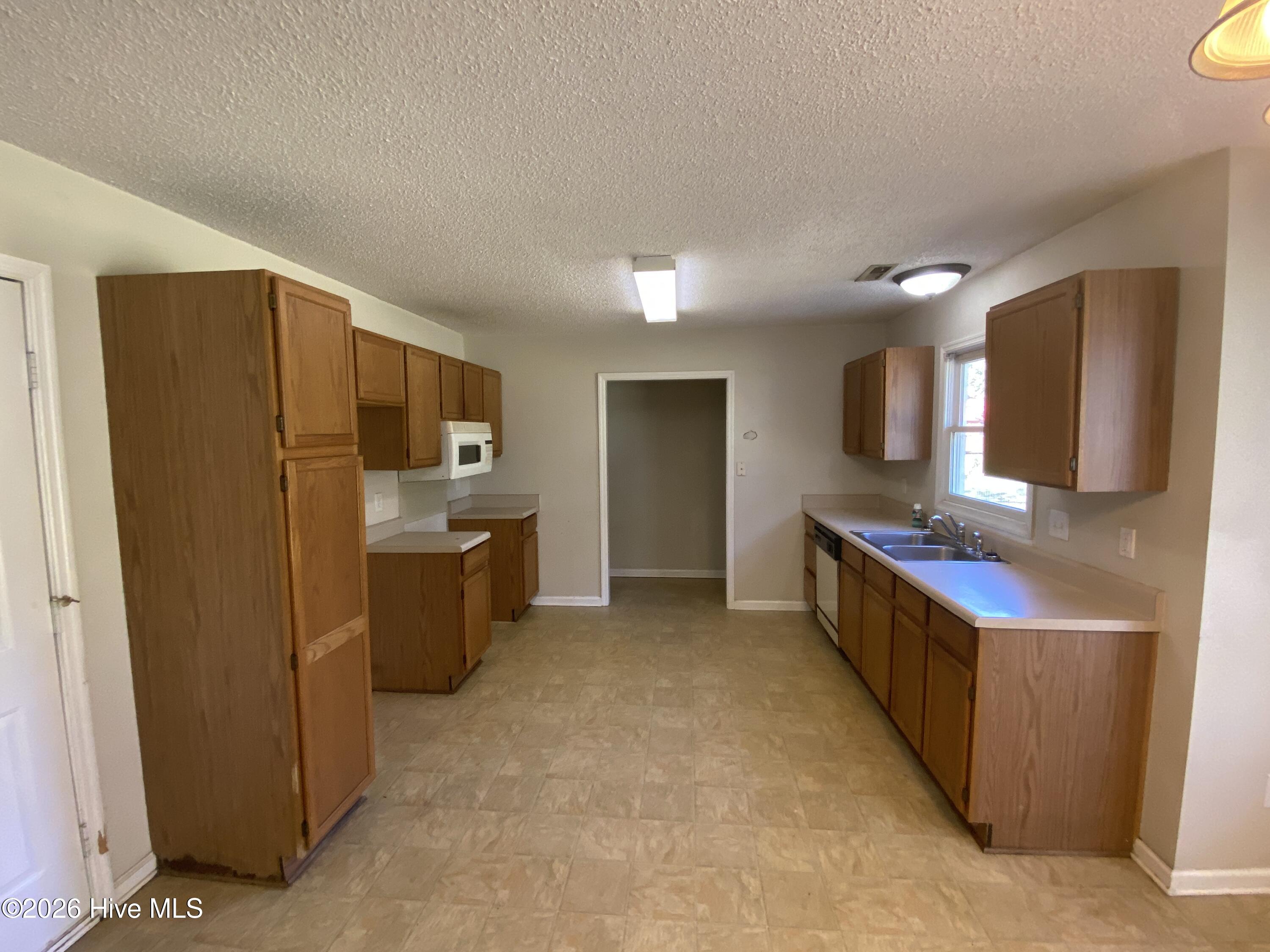 6538 Anniston Street Property Photo 8