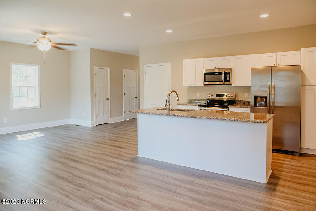 824 Ducks Landing Property Photo 5