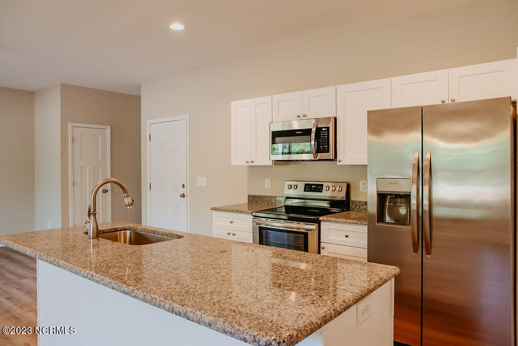 824 Ducks Landing Property Photo 13