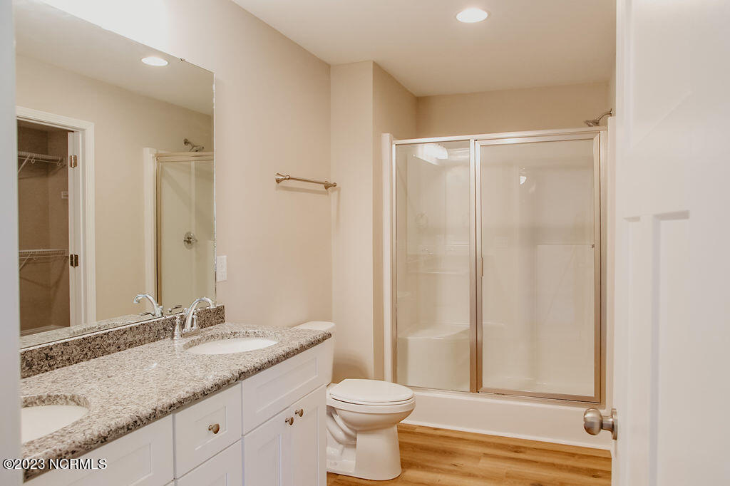 824 Ducks Landing Property Photo 23