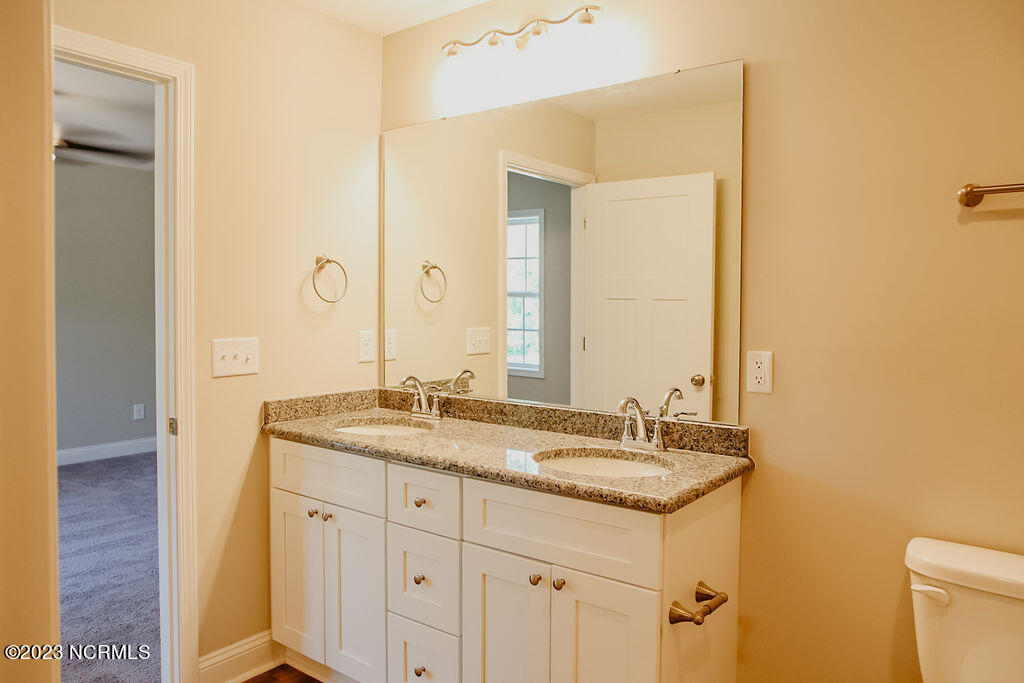 824 Ducks Landing Property Photo 24