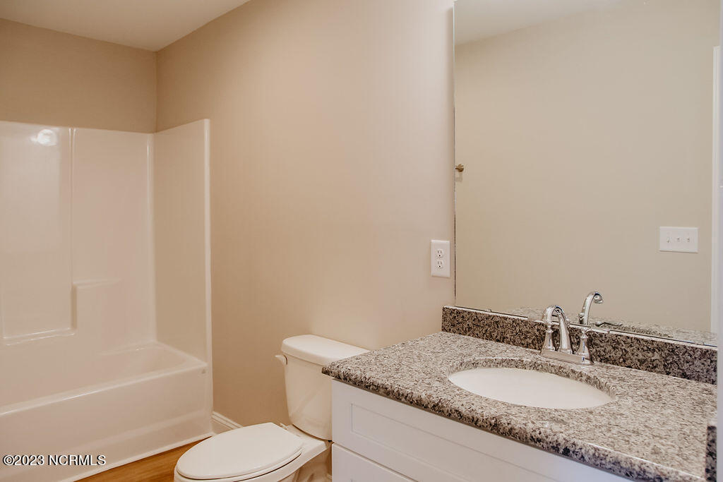 824 Ducks Landing Property Photo 31