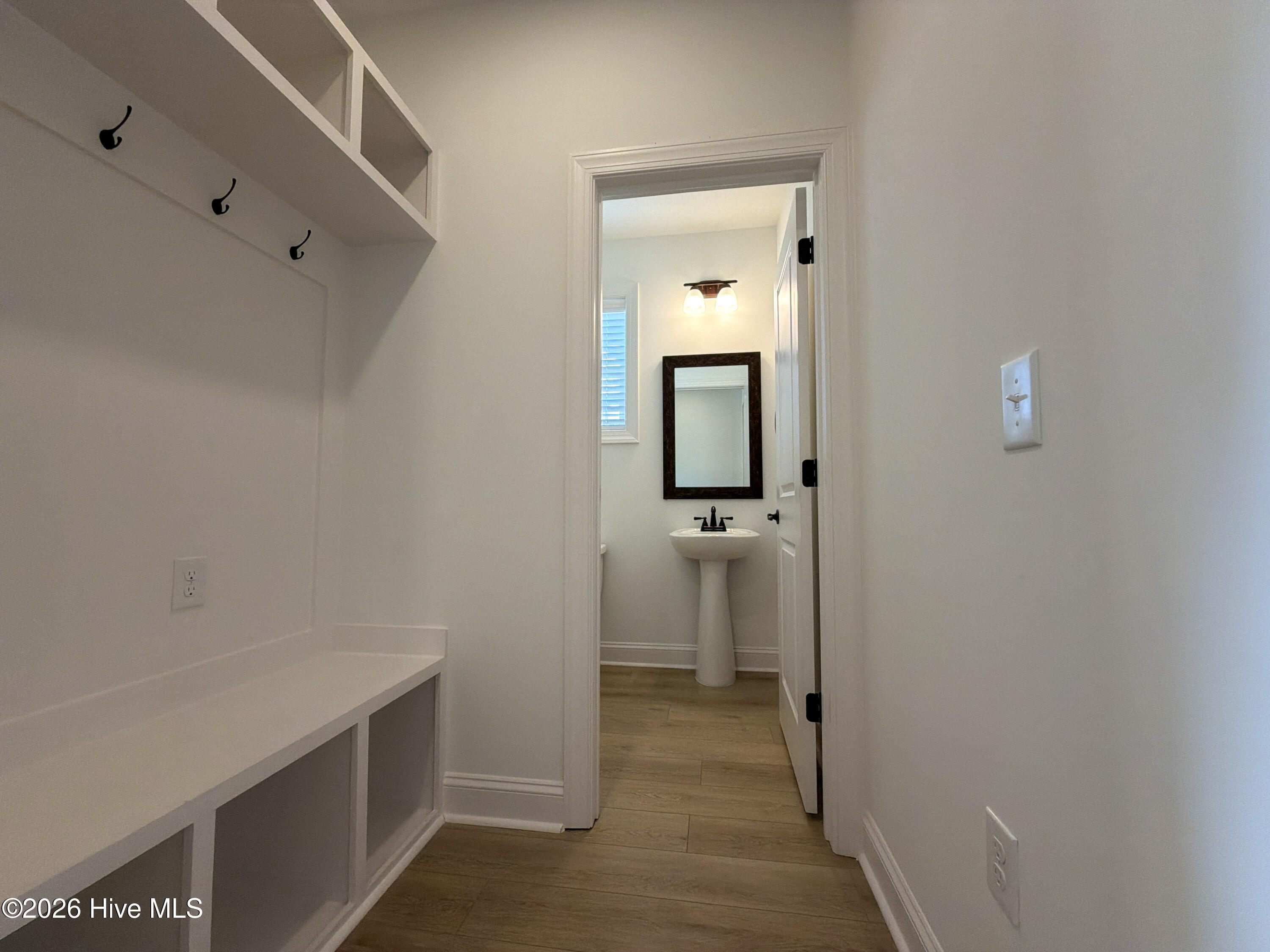 504 Burgundy Drive Property Photo 6