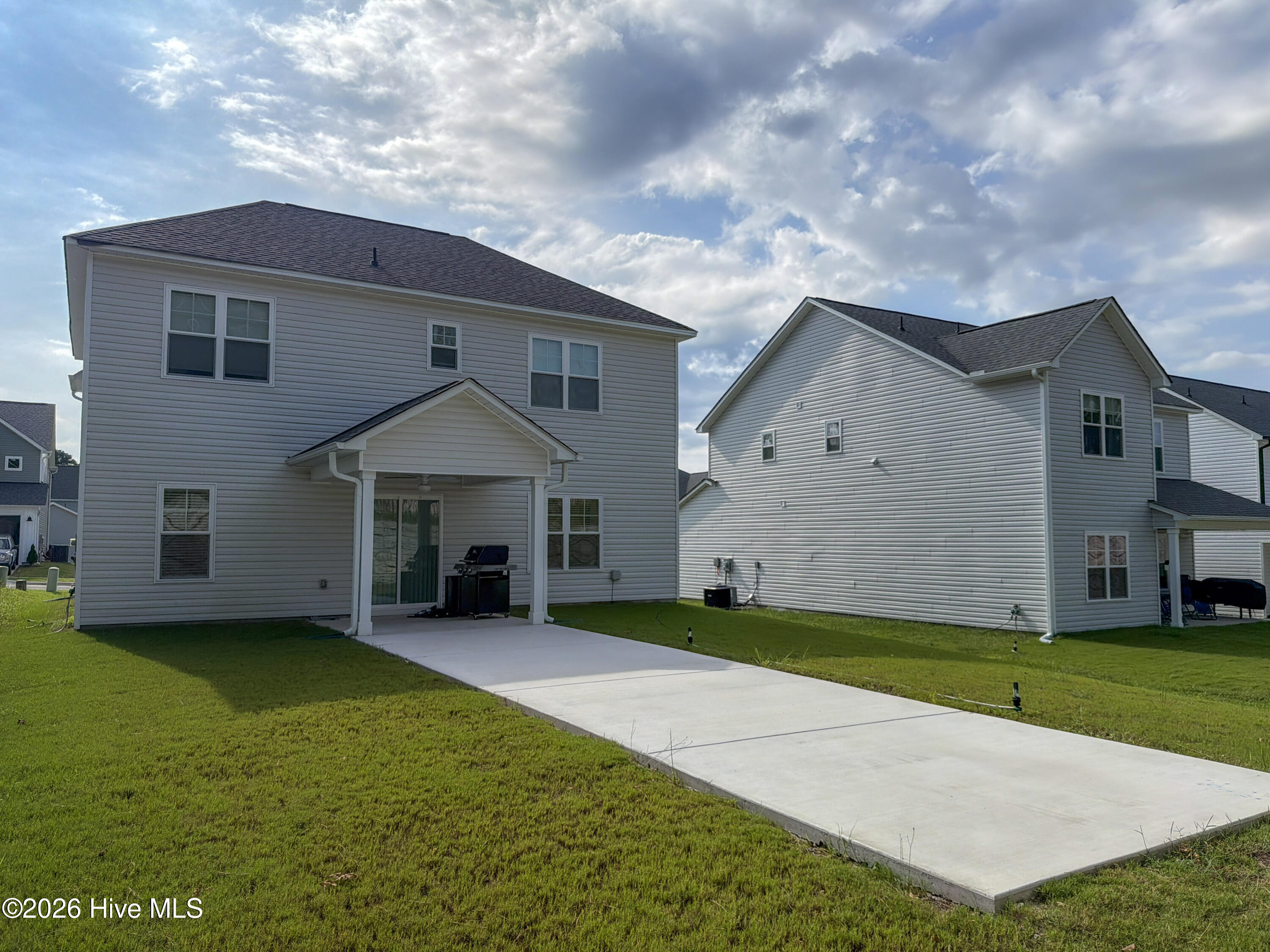 504 Burgundy Drive Property Photo 29
