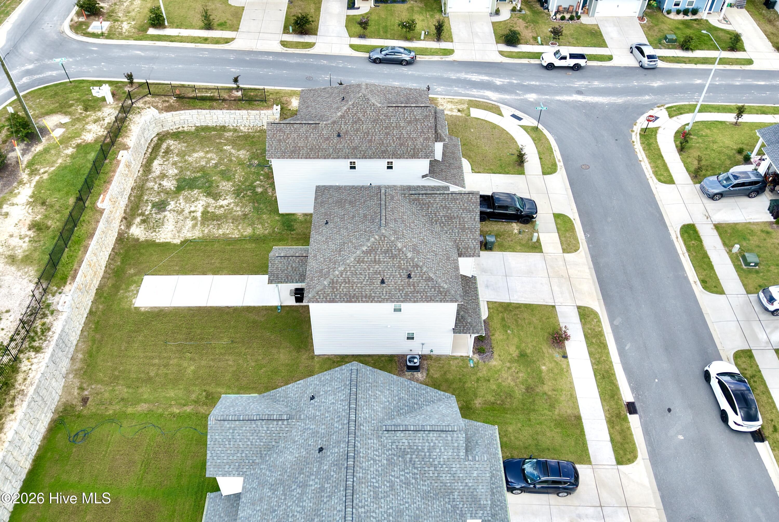 504 Burgundy Drive Property Photo 43