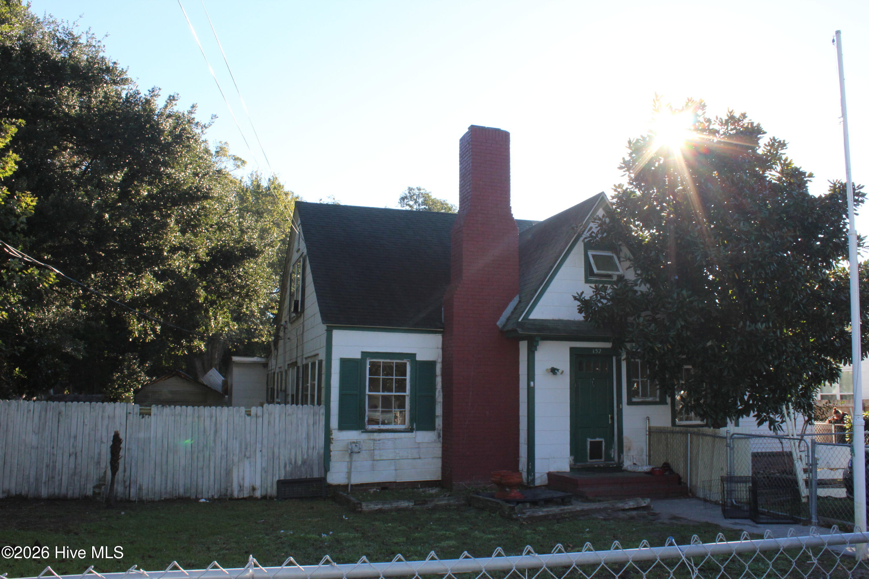 152 Chatham Street Property Photo 1