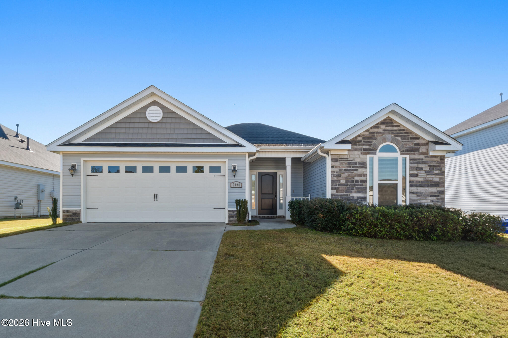7091 Grayson Drive Property Photo 1