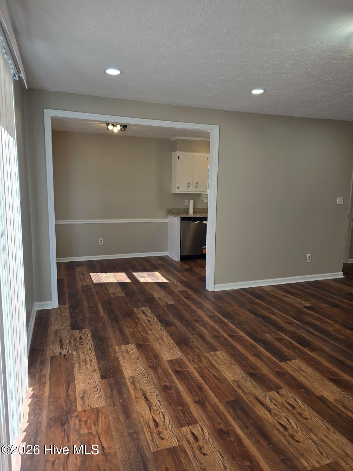 2642 Teakwood Drive Property Photo 12