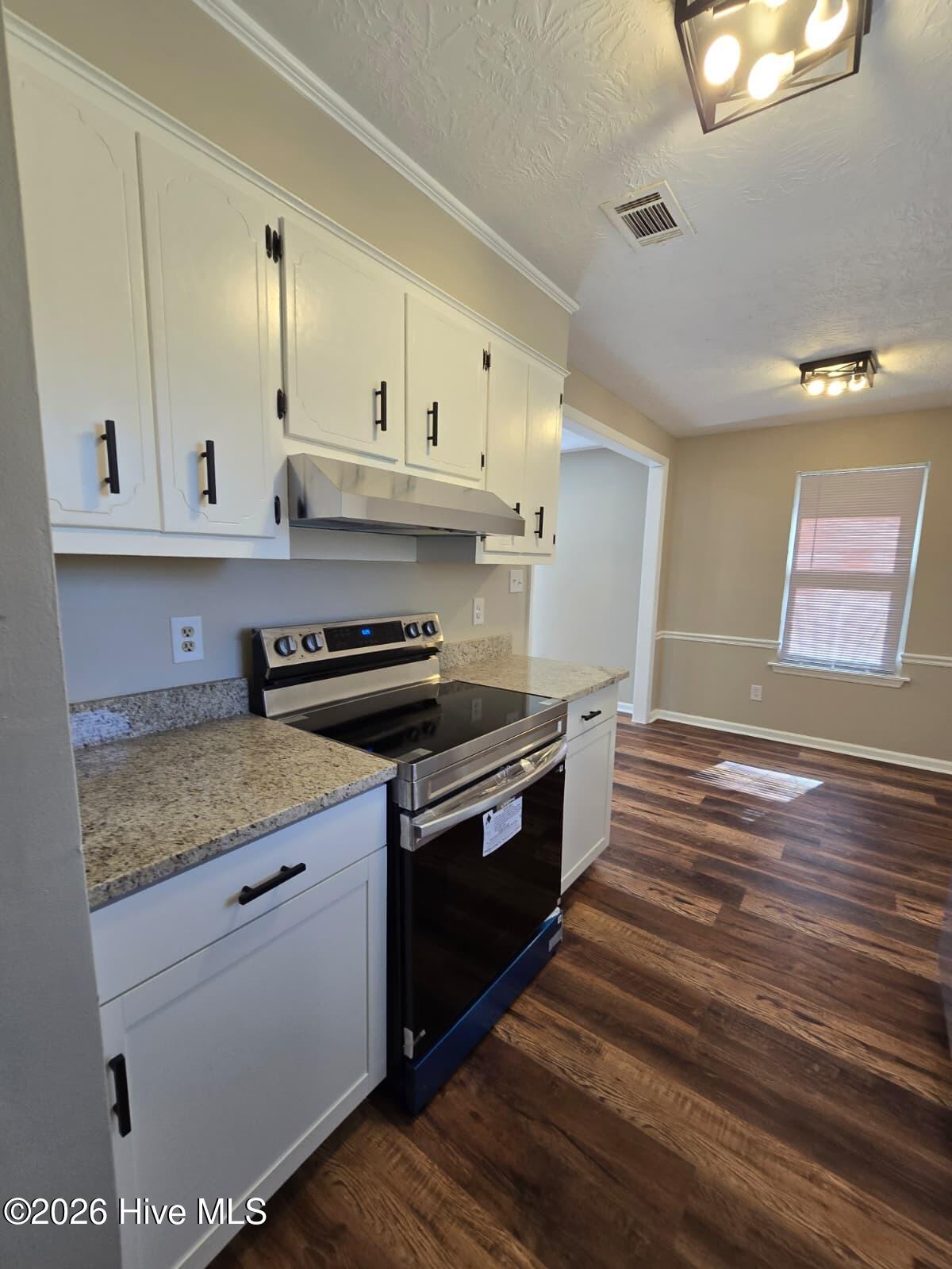 2642 Teakwood Drive Property Photo 15