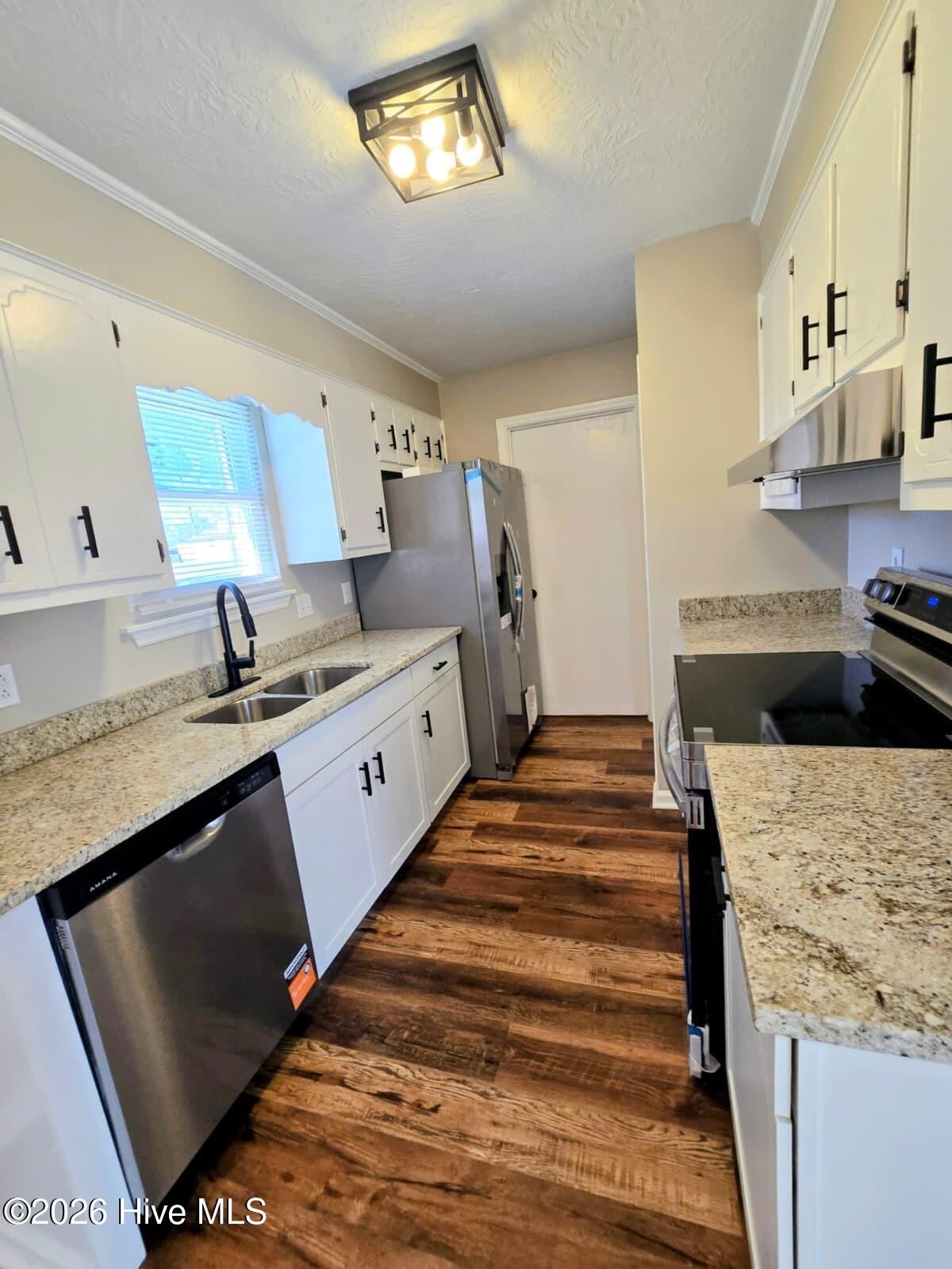 2642 Teakwood Drive Property Photo 17