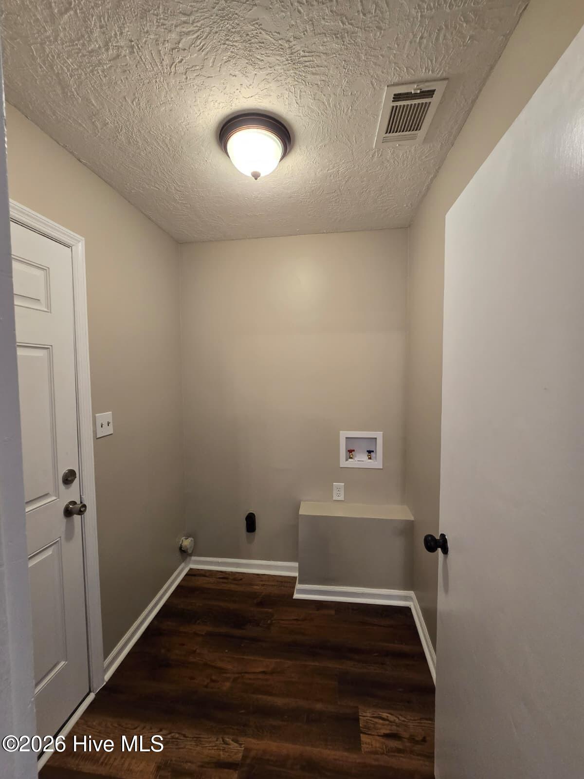 2642 Teakwood Drive Property Photo 22