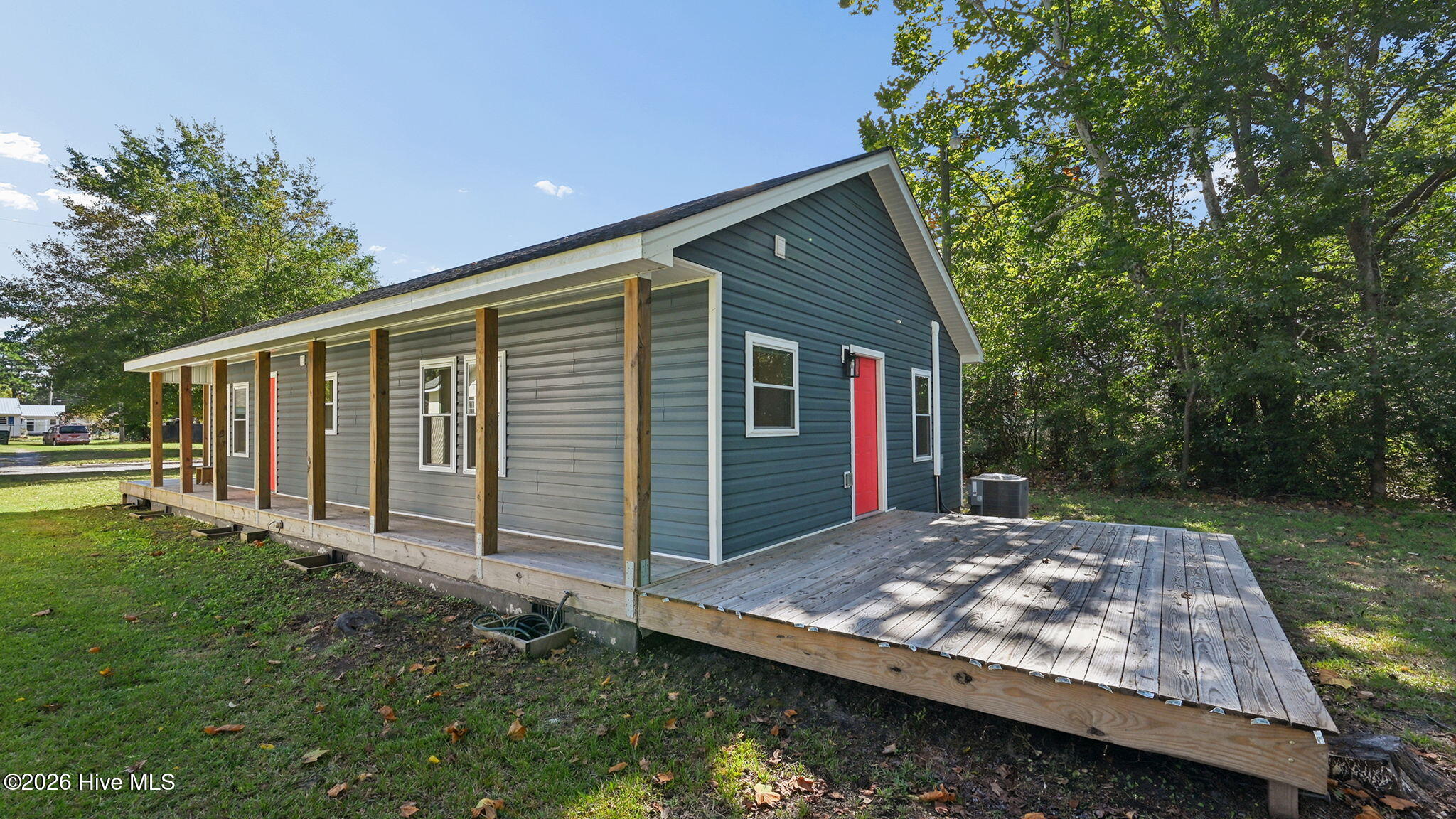 2434 Chapman Street Property Photo 4