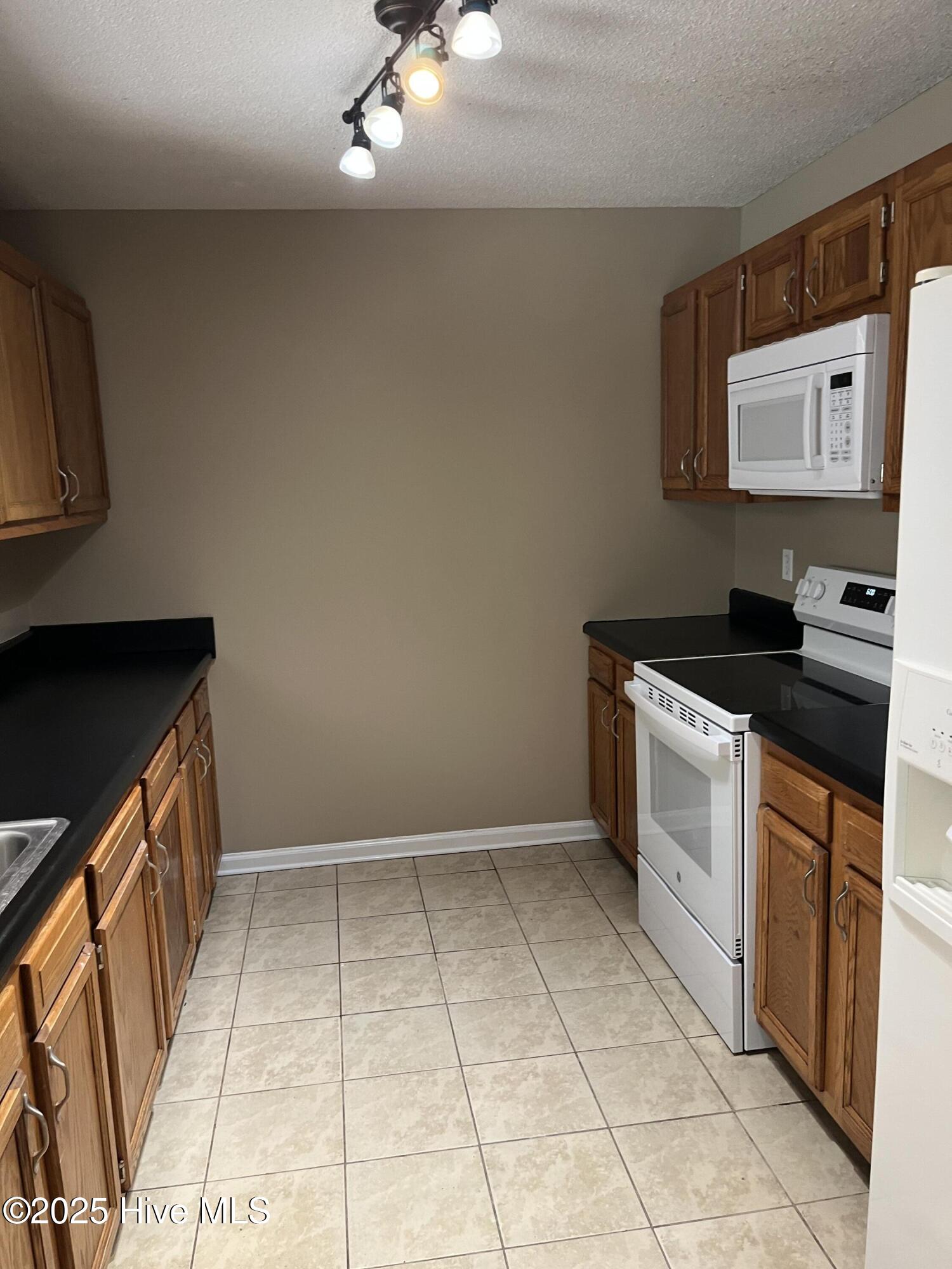 3002 Derby Run Road Property Photo 3