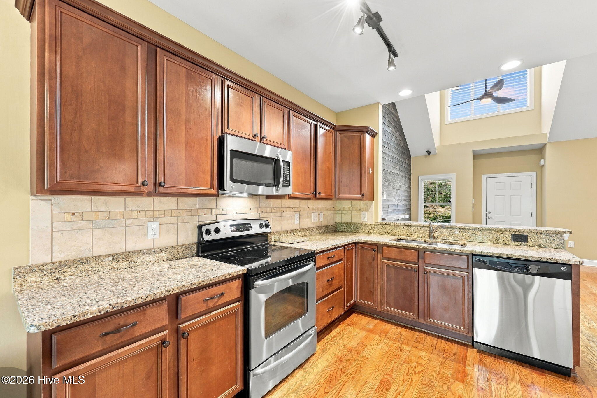 20 Cypress Circle Property Photo 4