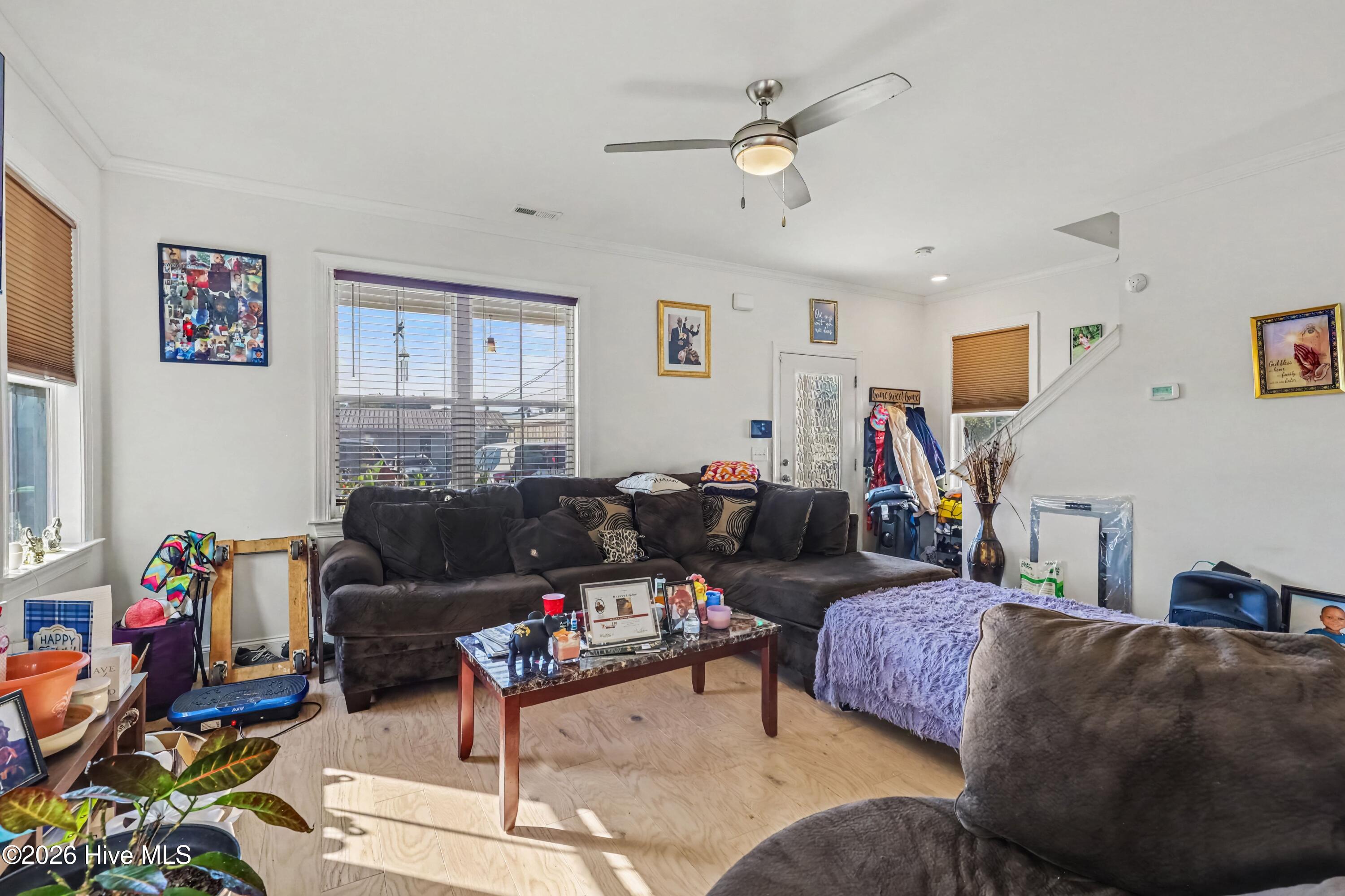 1625 Berry Avenue Property Photo 11