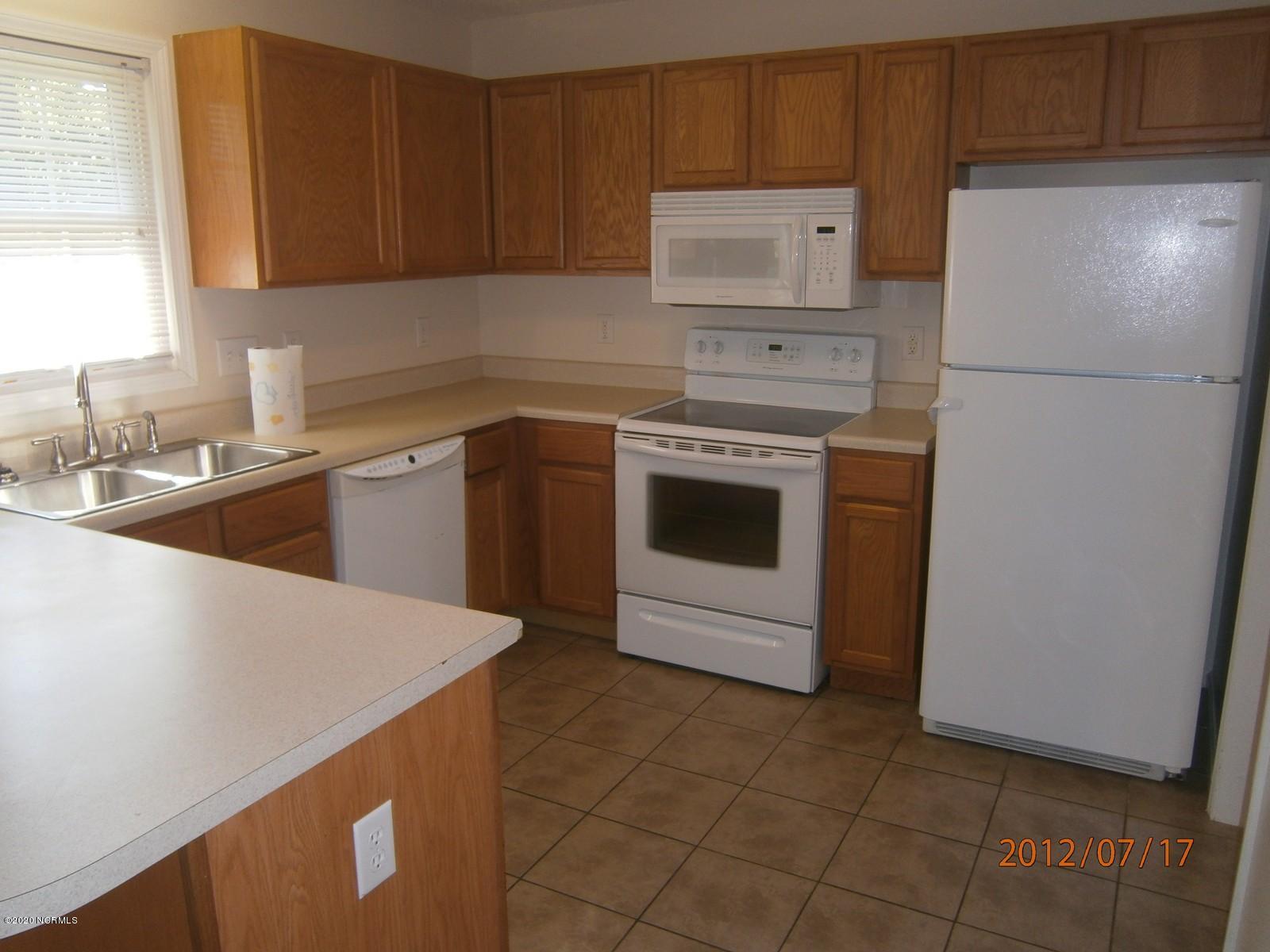 414 Kenwood Drive Property Photo 5