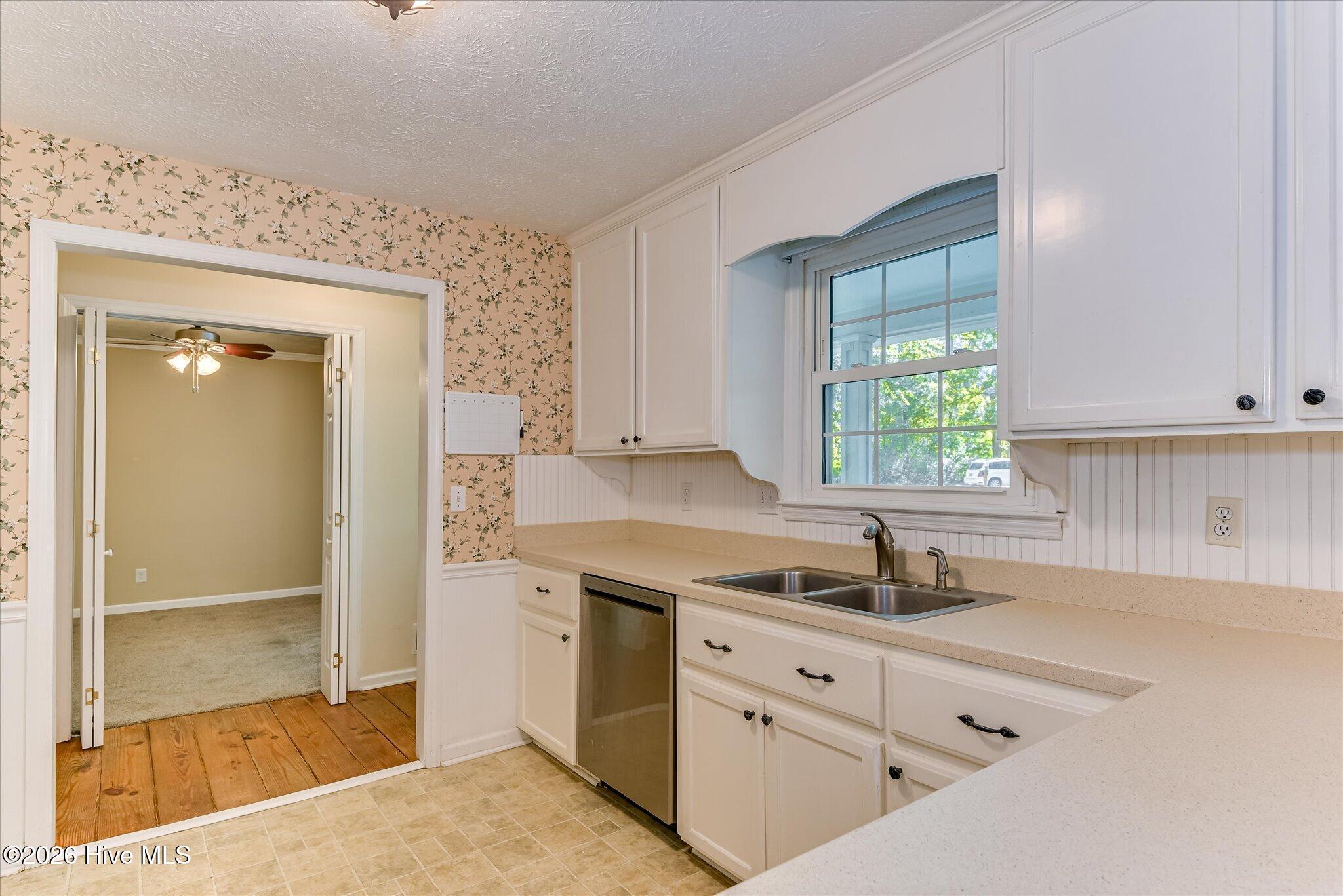 6 Gregory Court Property Photo 13