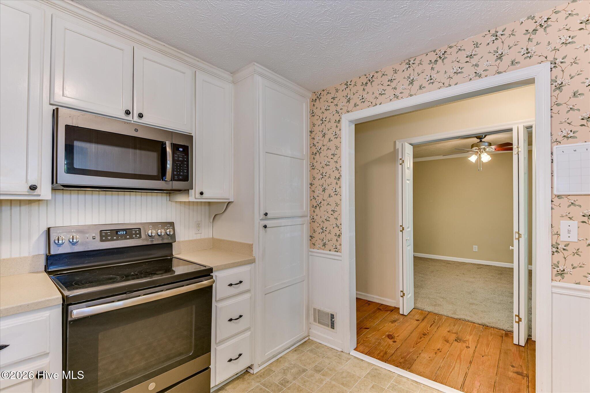 6 Gregory Court Property Photo 14