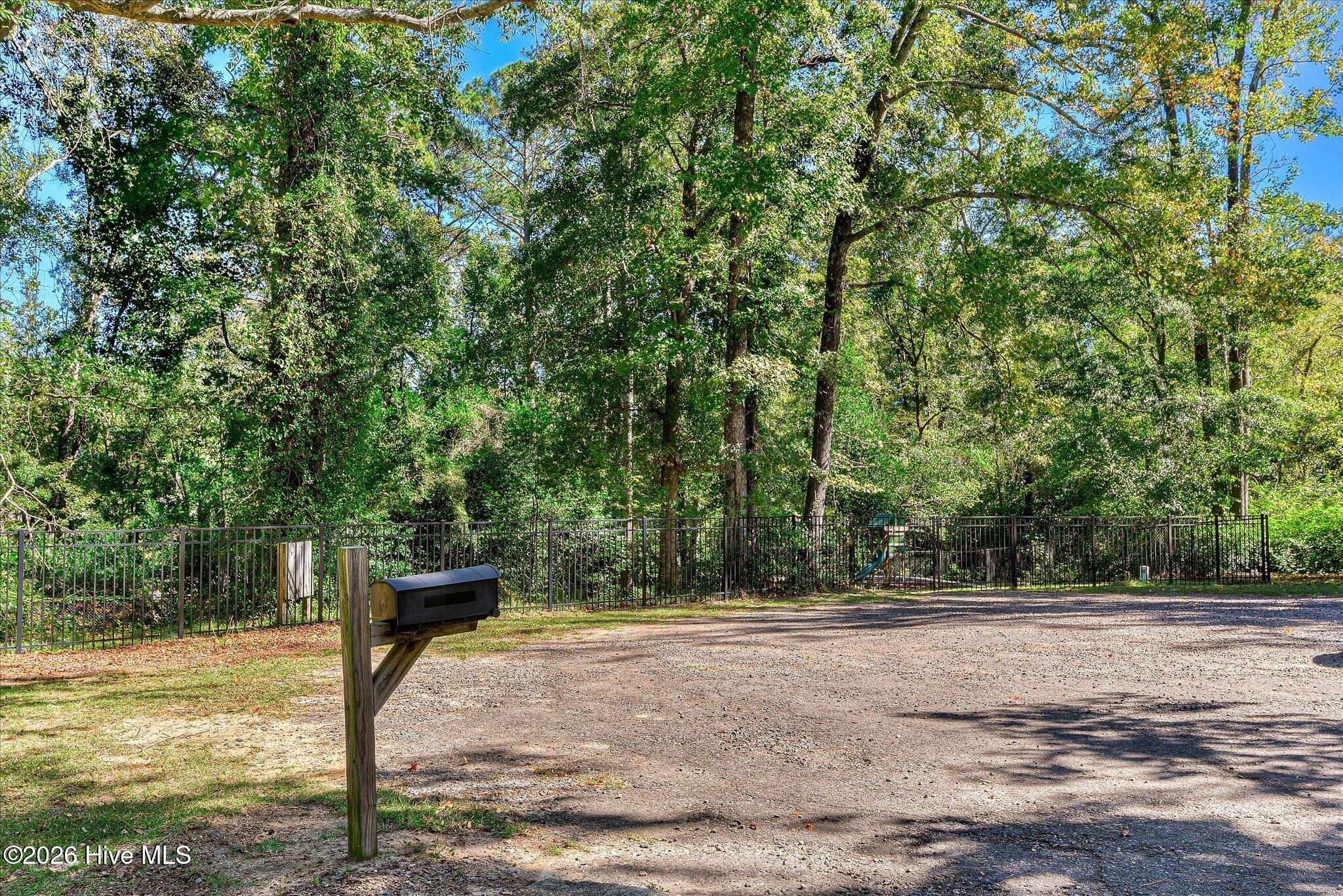 6 Gregory Court Property Photo 35