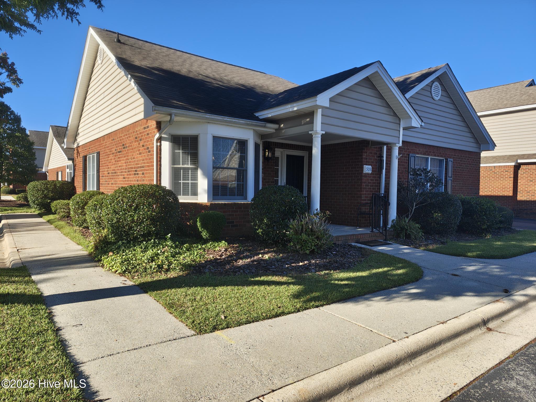 508 Willows Court Property Photo 1