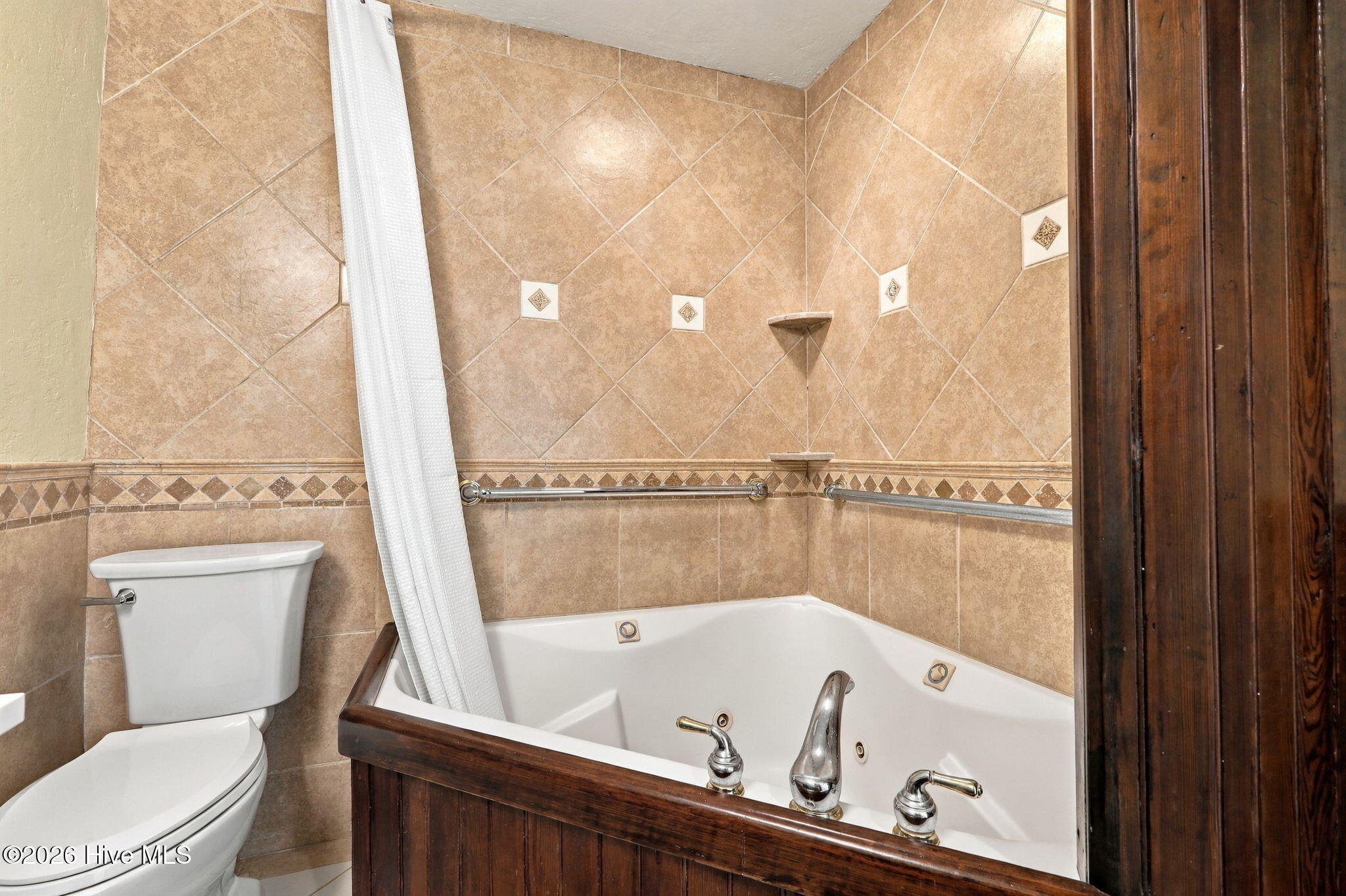 500 Arendell Street Property Photo 40