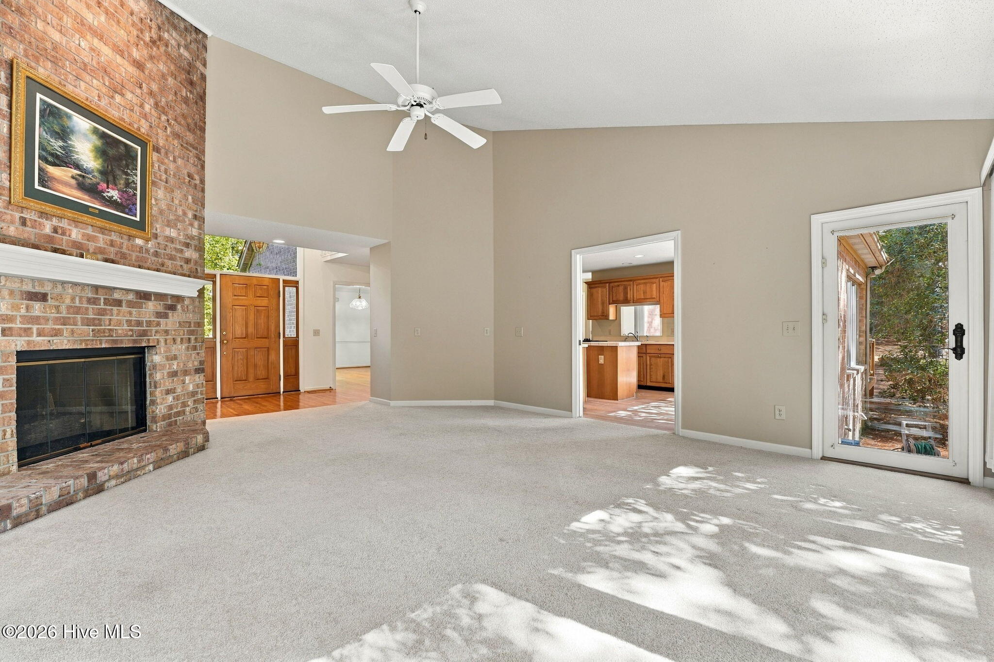 2 Torrey Pines Place Property Photo 11