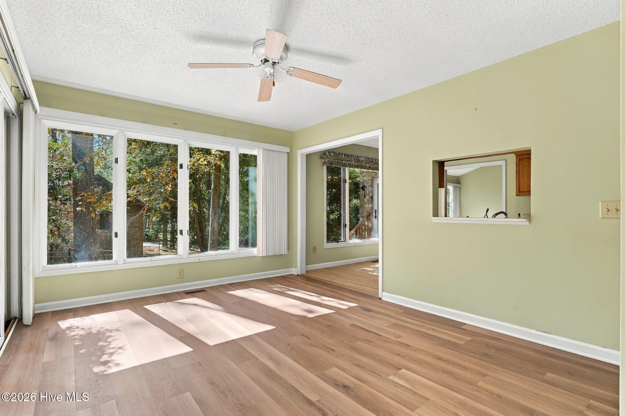 2 Torrey Pines Place Property Photo 16