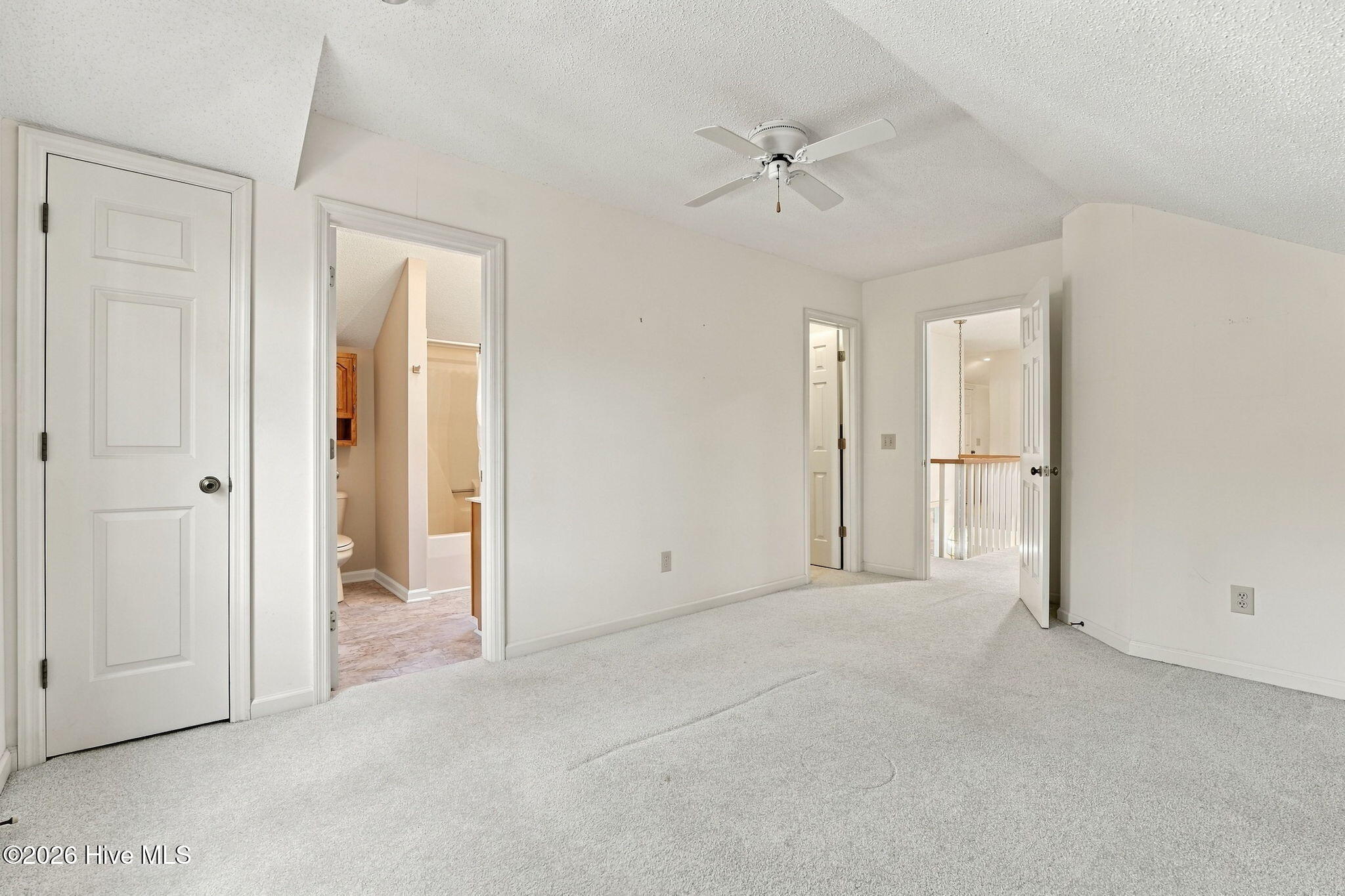 2 Torrey Pines Place Property Photo 32