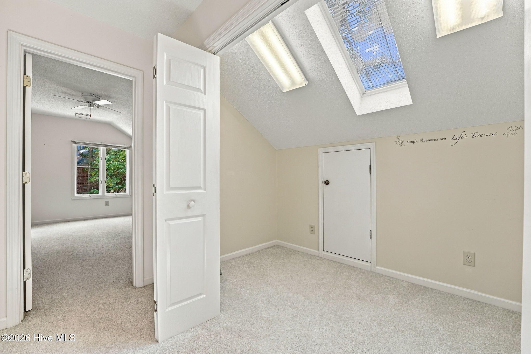 2 Torrey Pines Place Property Photo 39