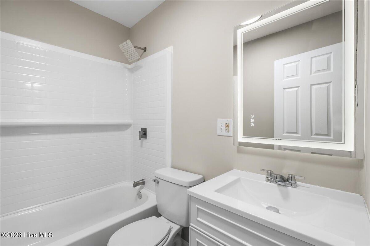 909 Tyan Street Property Photo 5