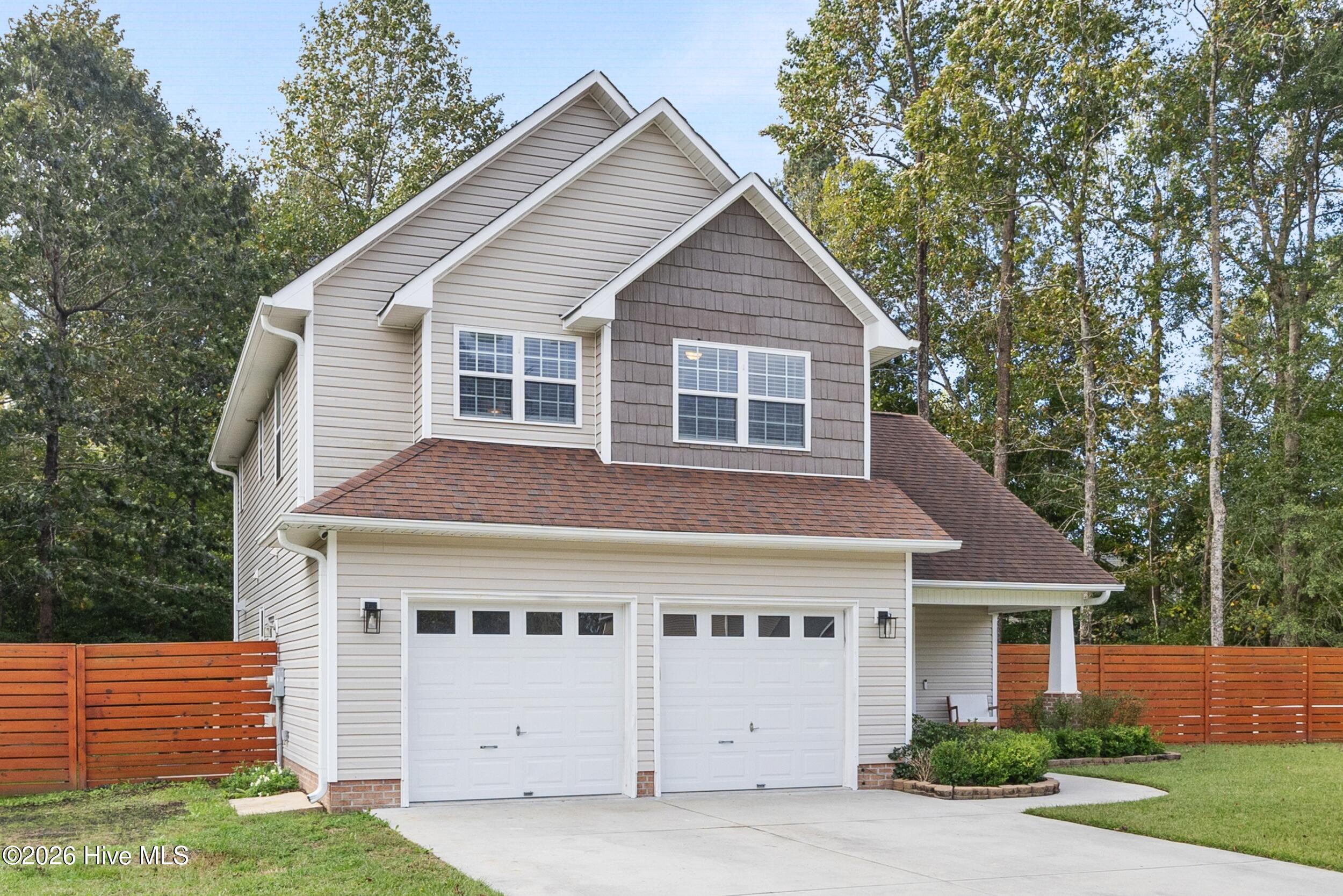 700 Cattail Court Property Photo 3