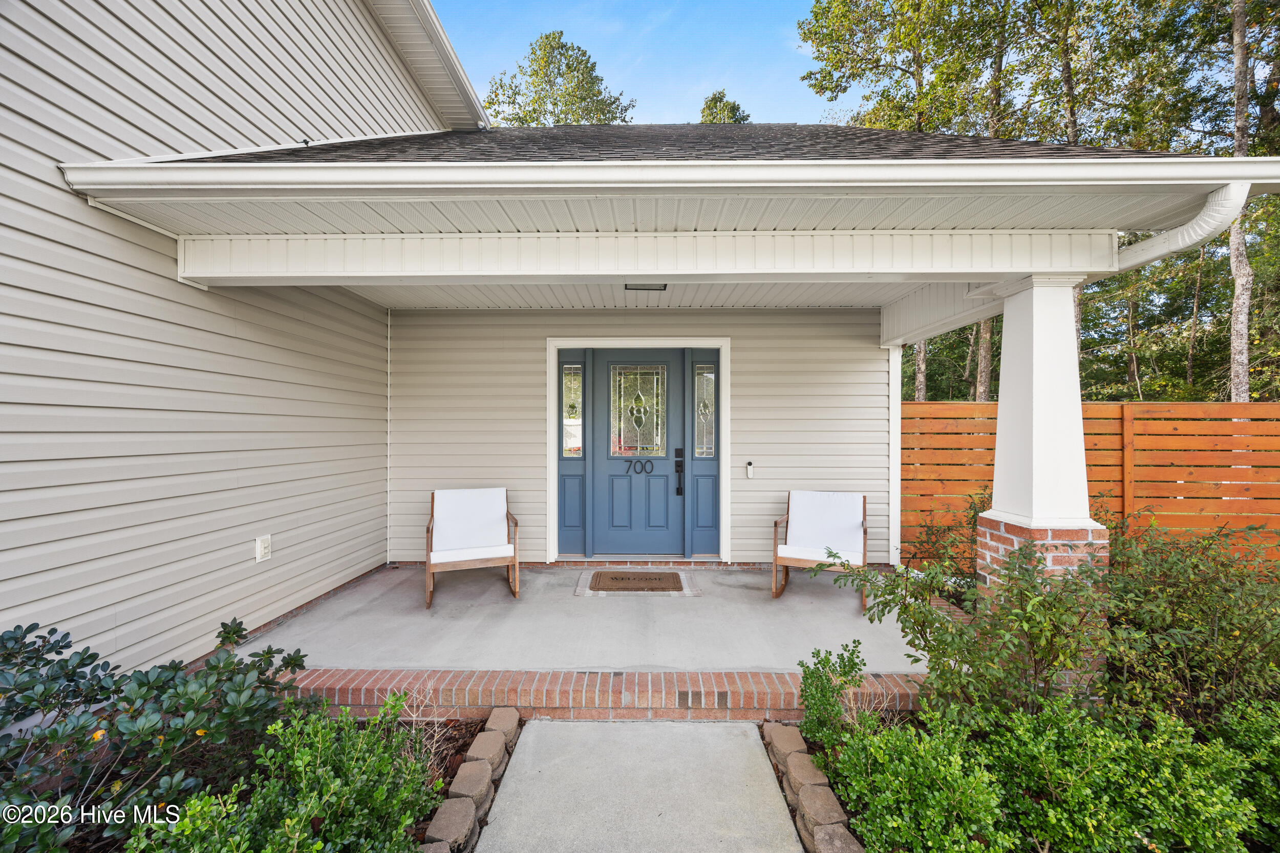 700 Cattail Court Property Photo 4