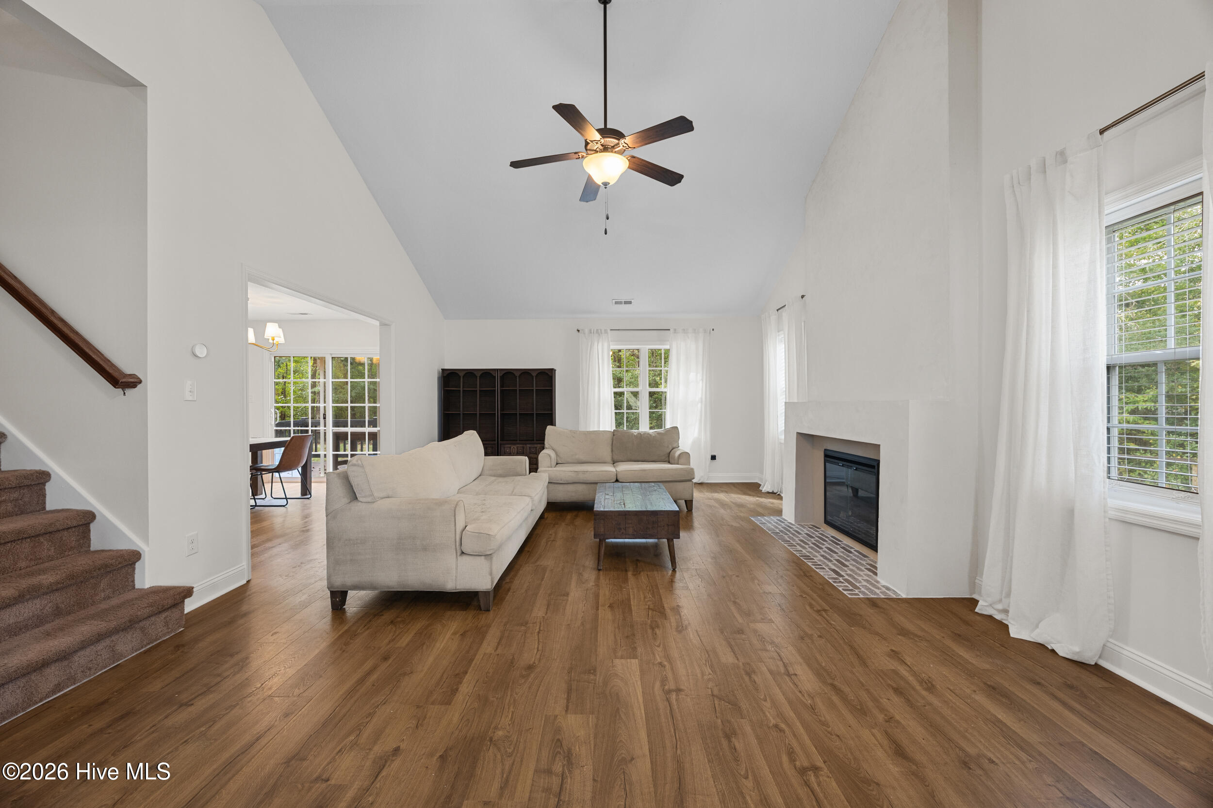 700 Cattail Court Property Photo 6
