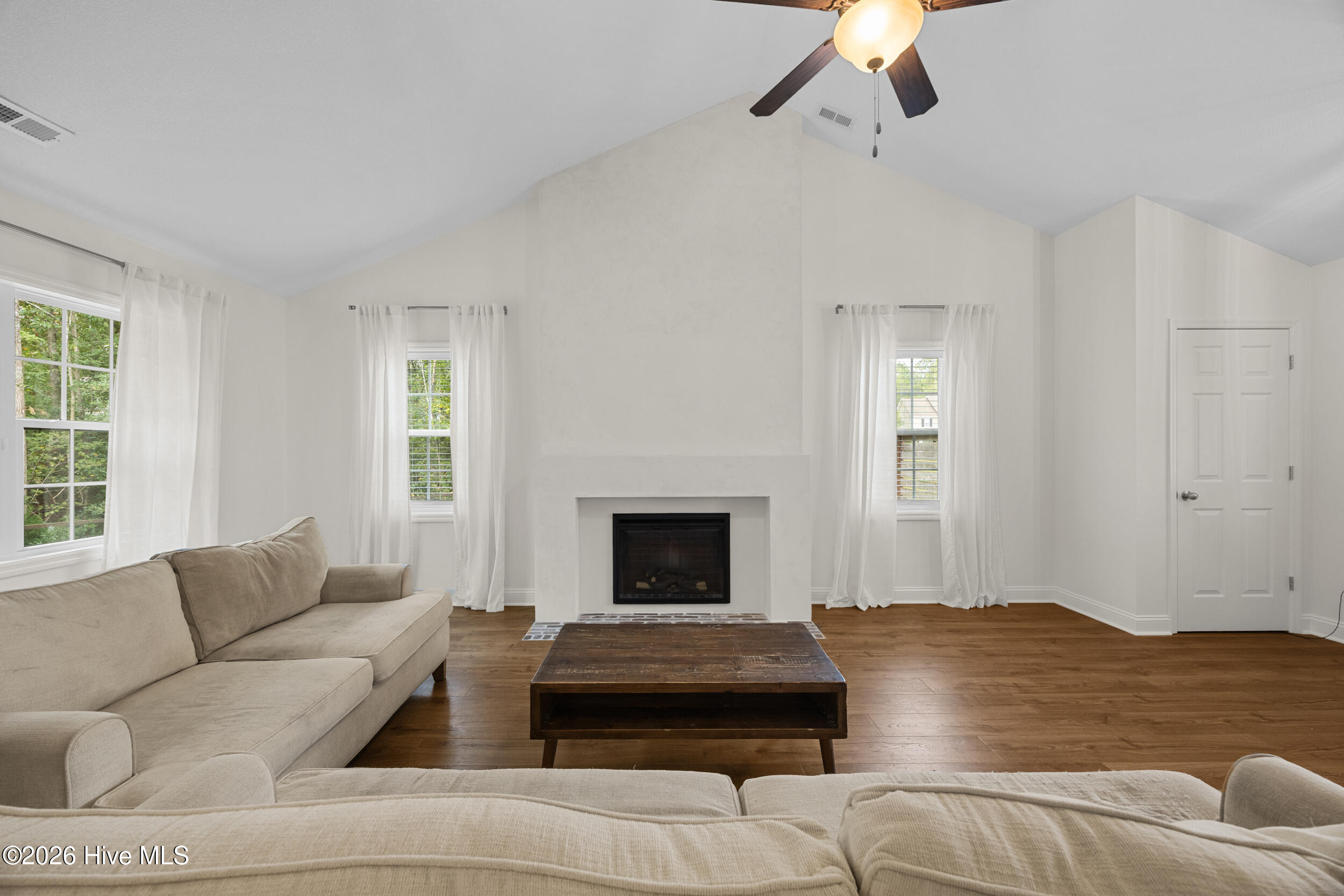 700 Cattail Court Property Photo 9
