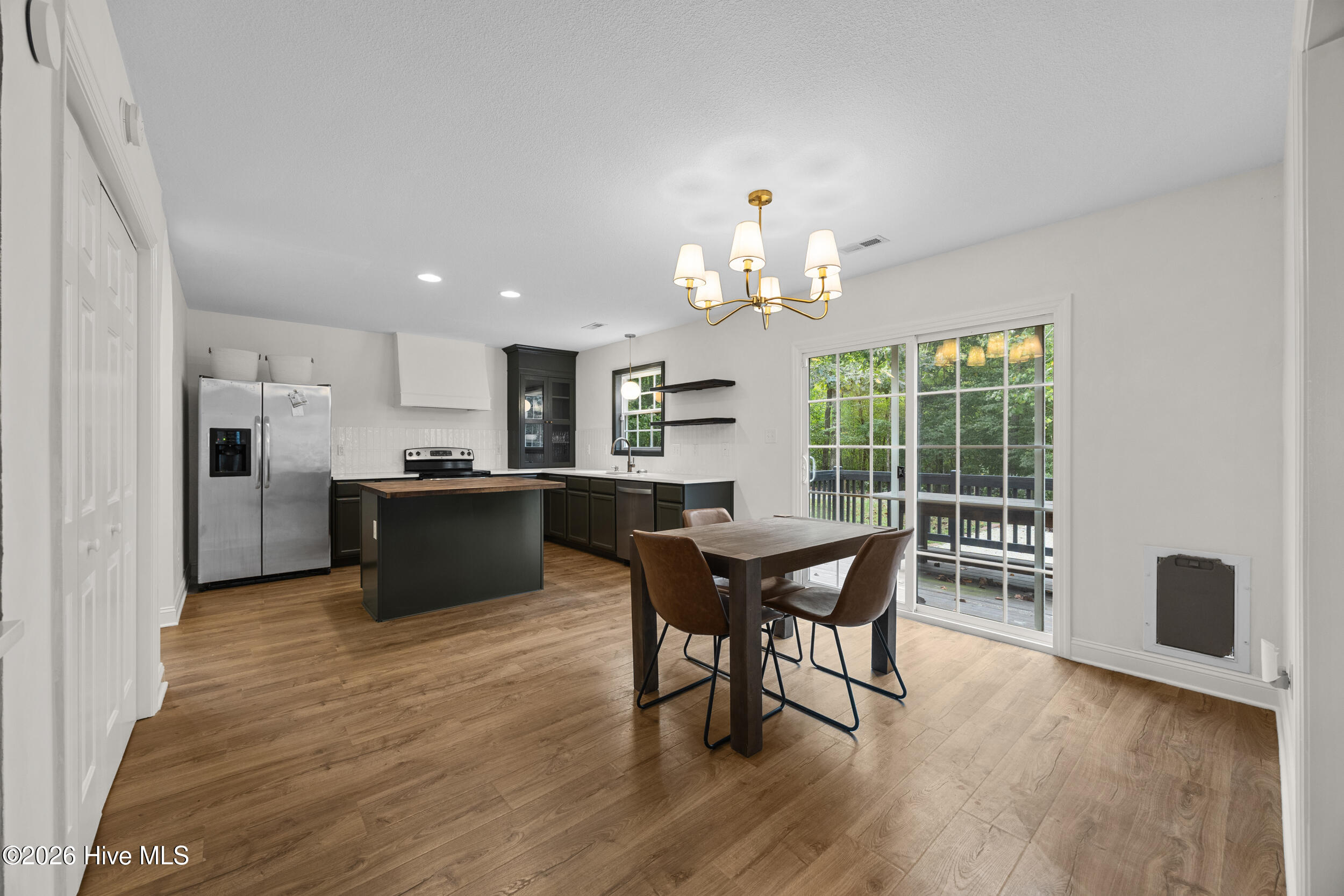 700 Cattail Court Property Photo 13