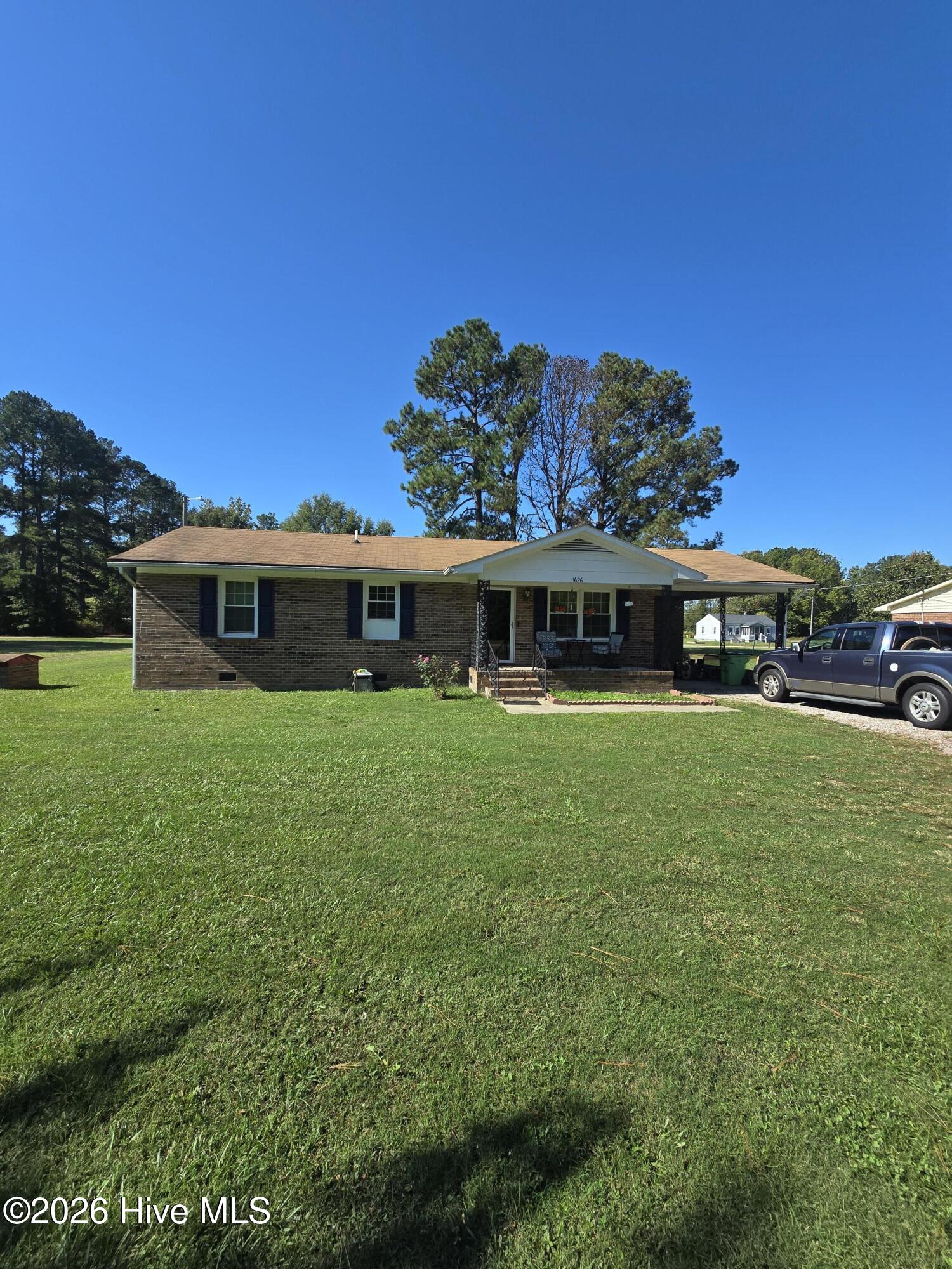1626 13 Bridges Road Property Photo 1