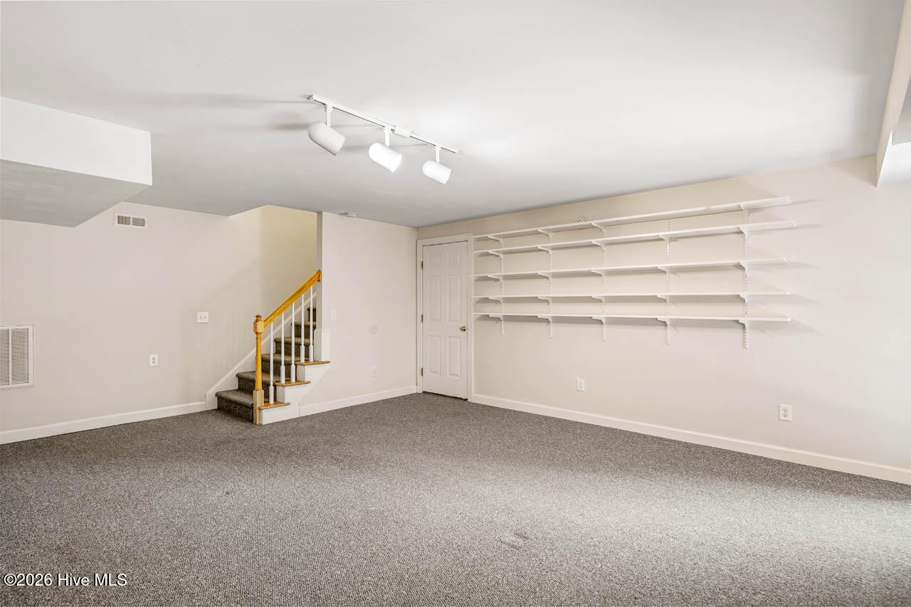 803 Highgrove Drive Property Photo 47