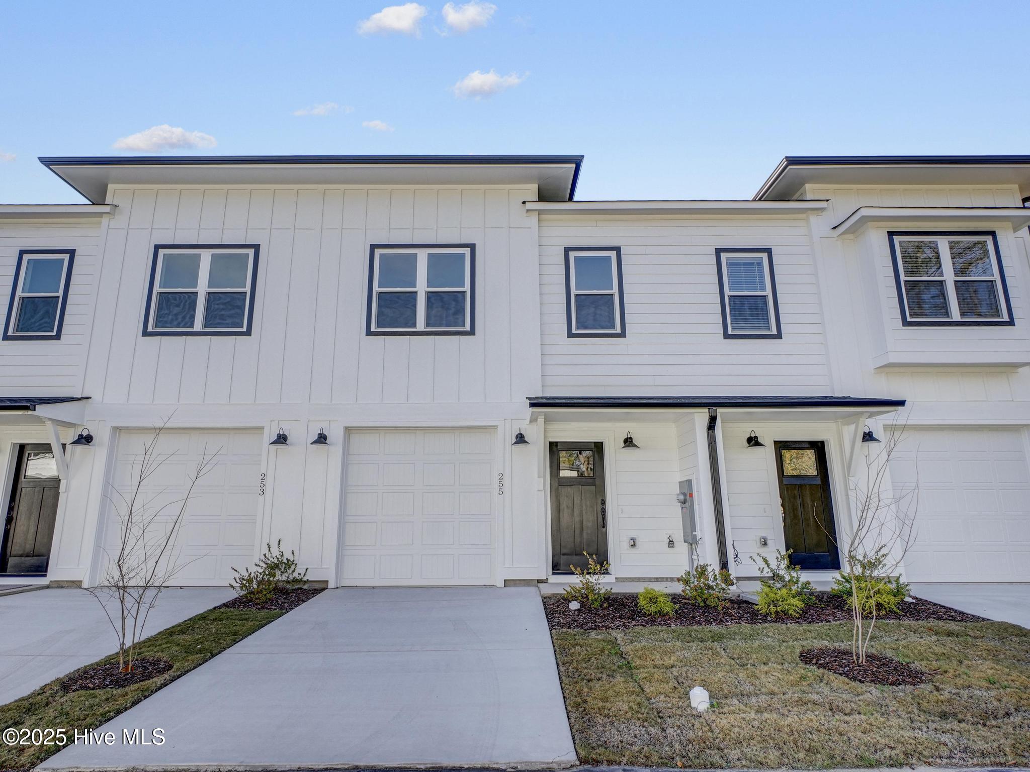 255 Townhome Lane Property Photo 2