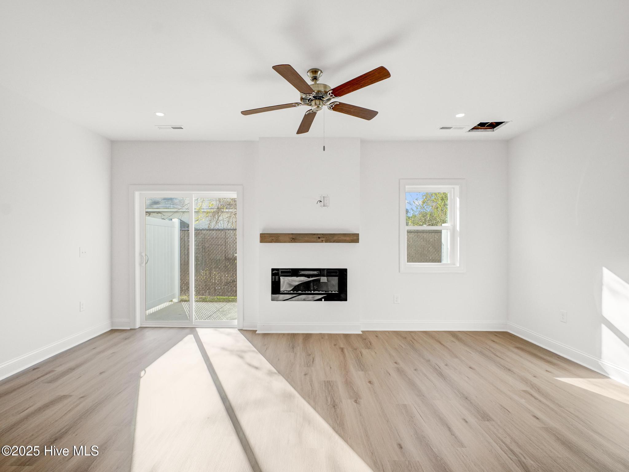 255 Townhome Lane Property Photo 8