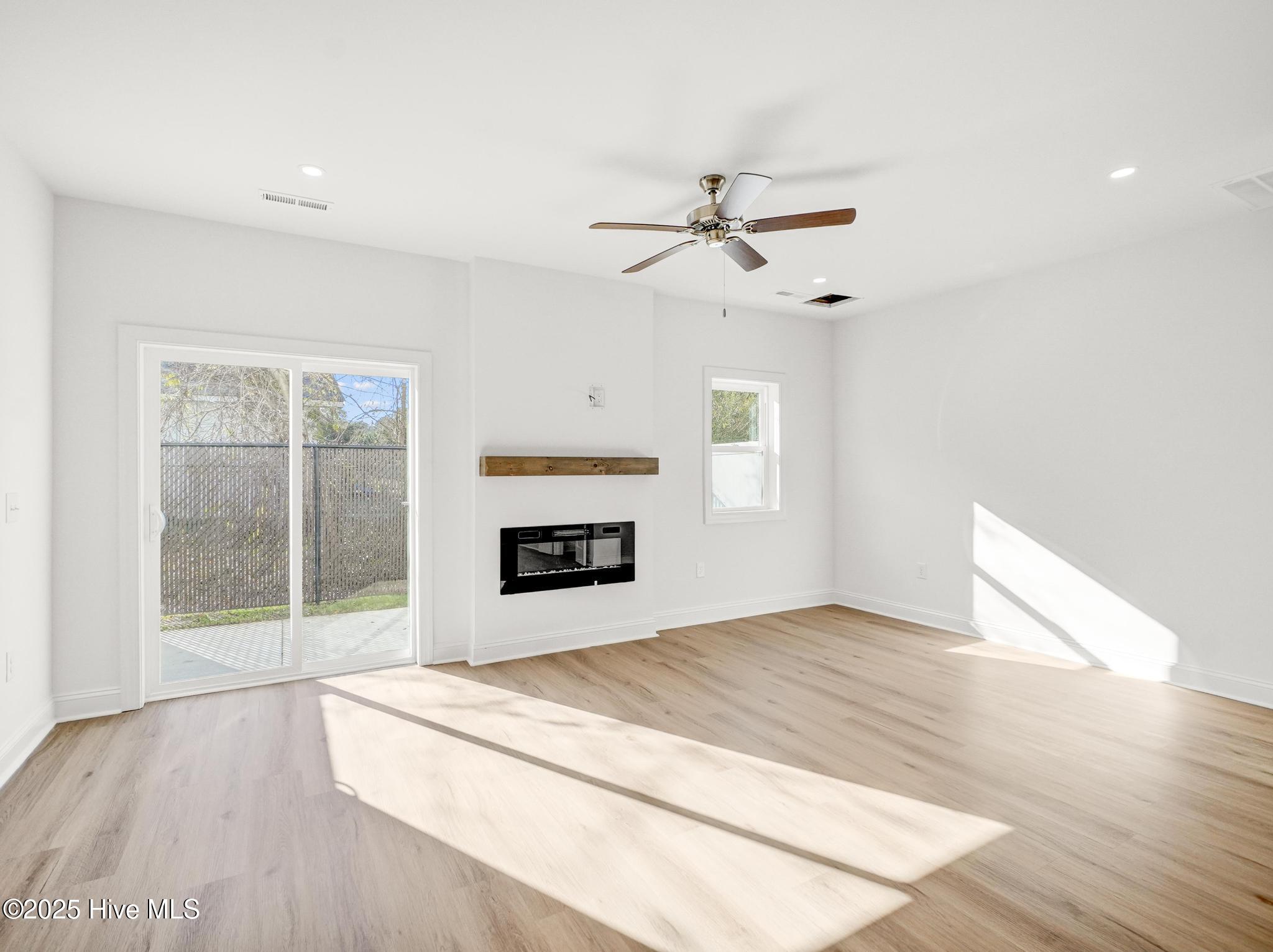 255 Townhome Lane Property Photo 9