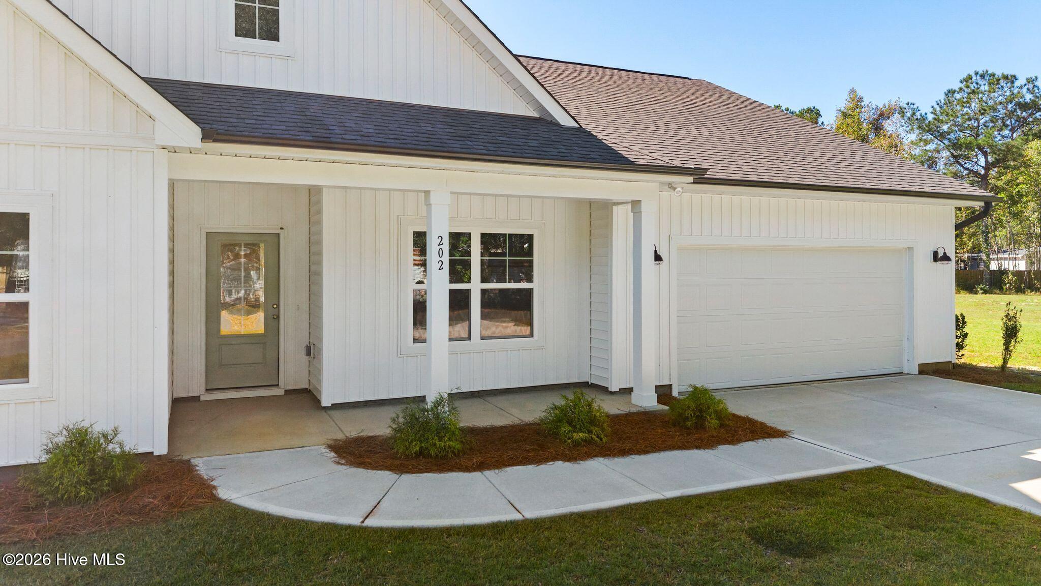 202 Et Batson Road Property Photo 1