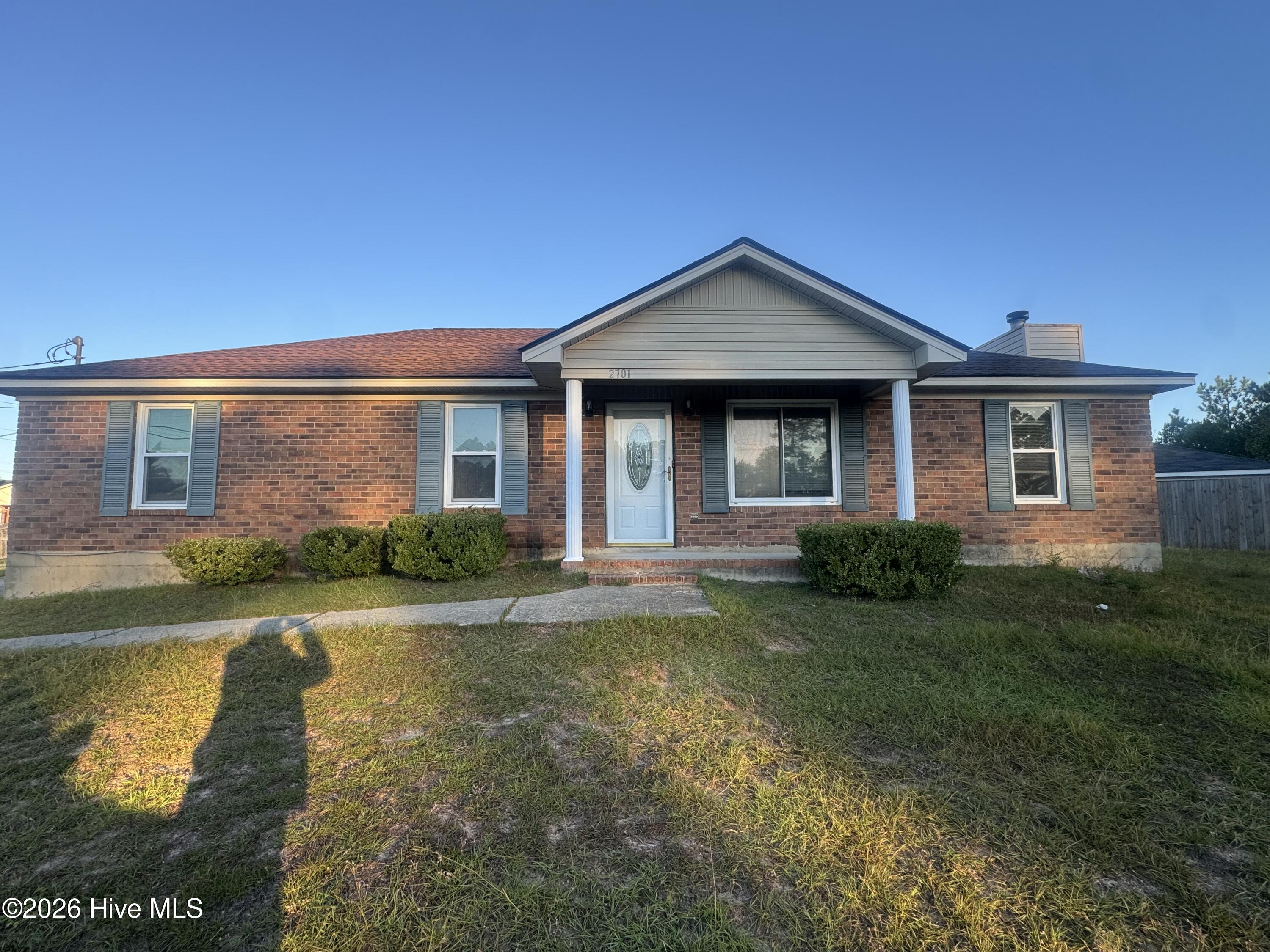 2701 Tara Heights Court Property Photo 1