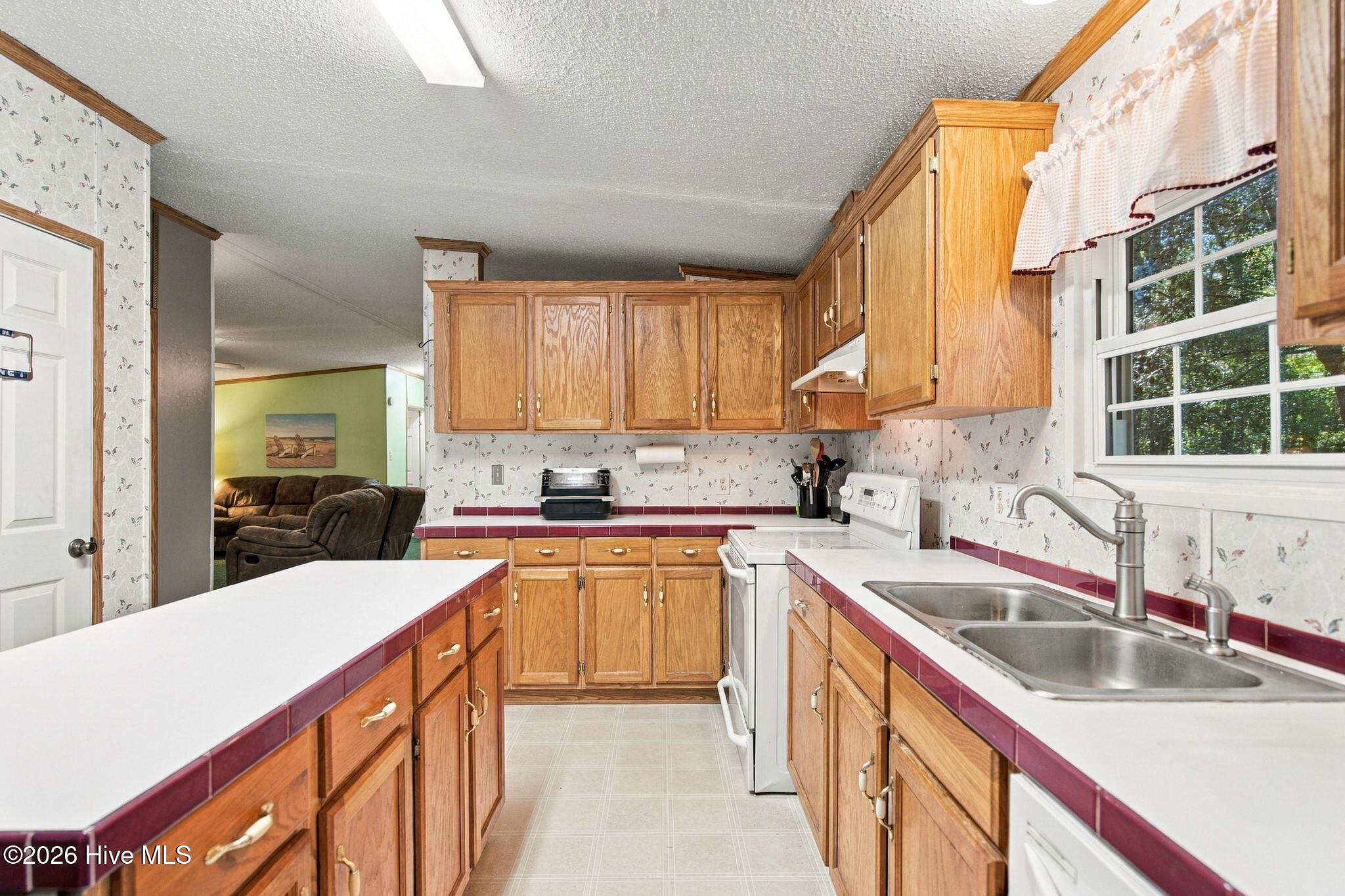 42 Warwick Court Property Photo 14