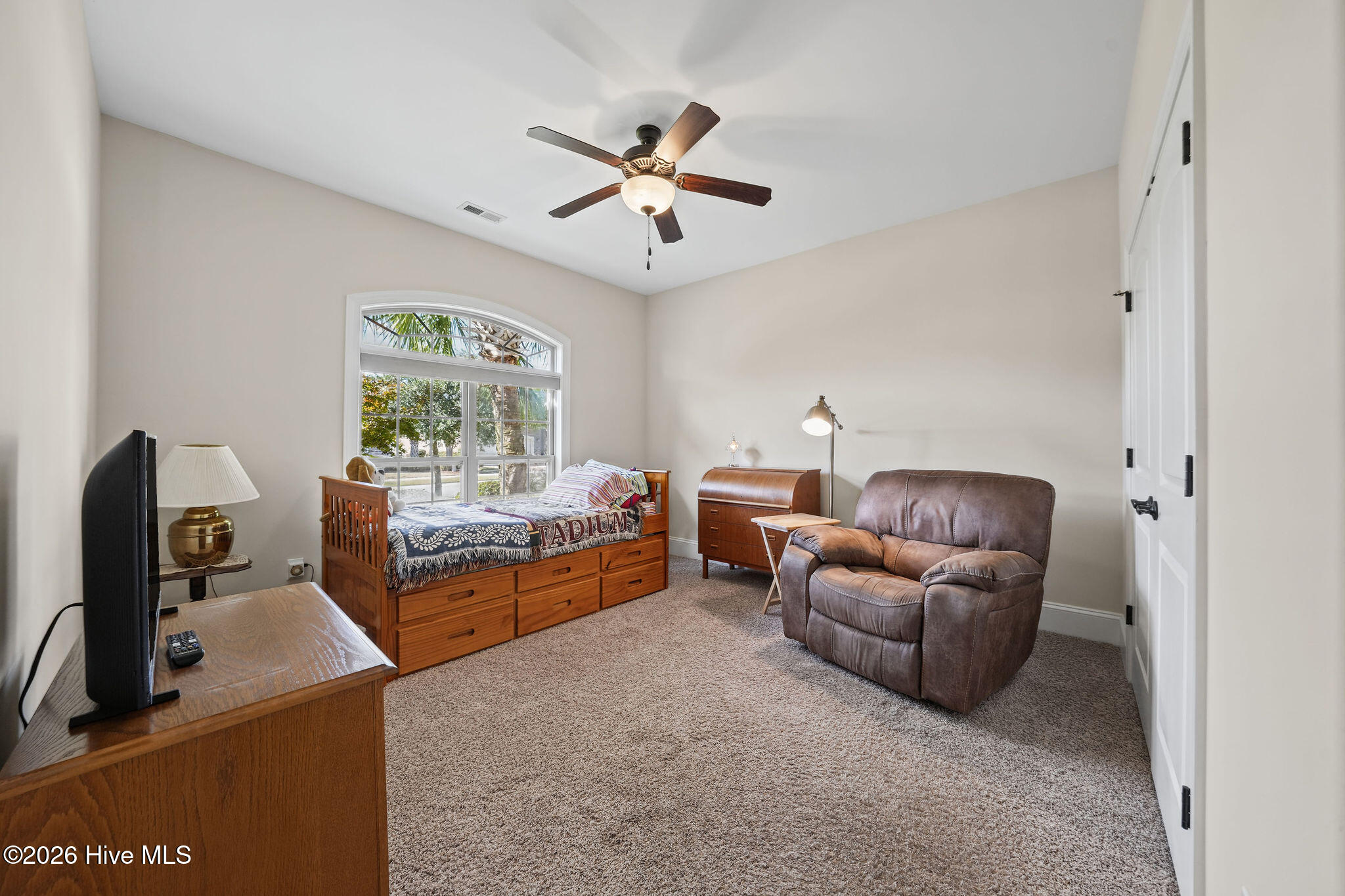 8232 Masonboro Pointe Ne Property Photo 13