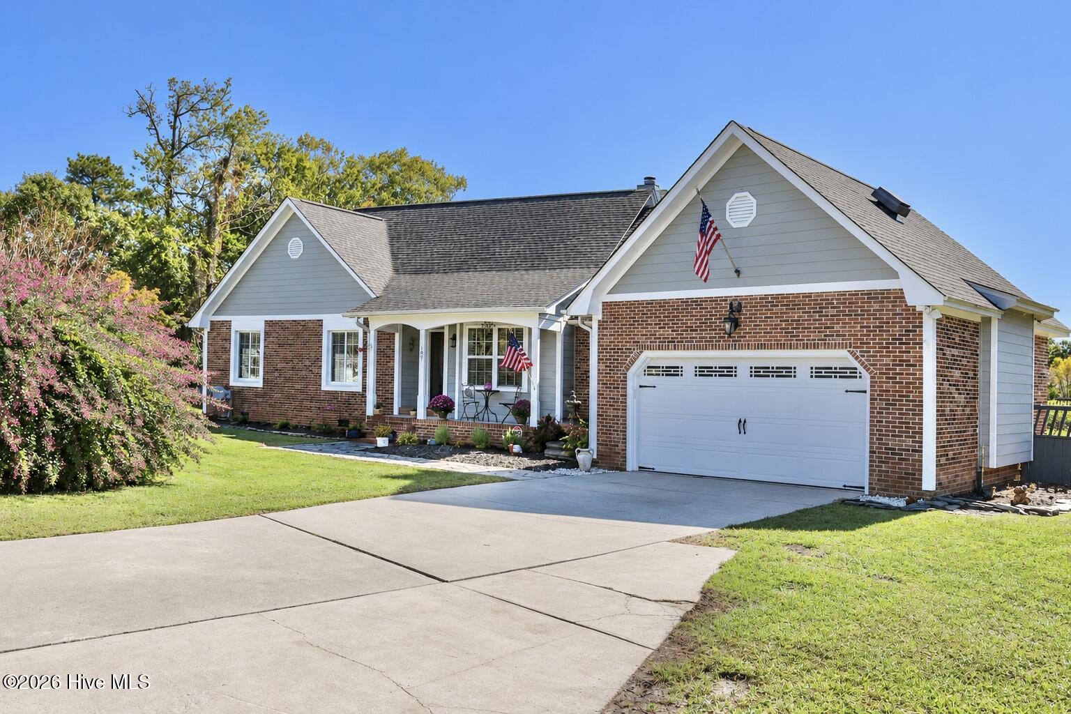 107 Bogey Court Property Photo 3