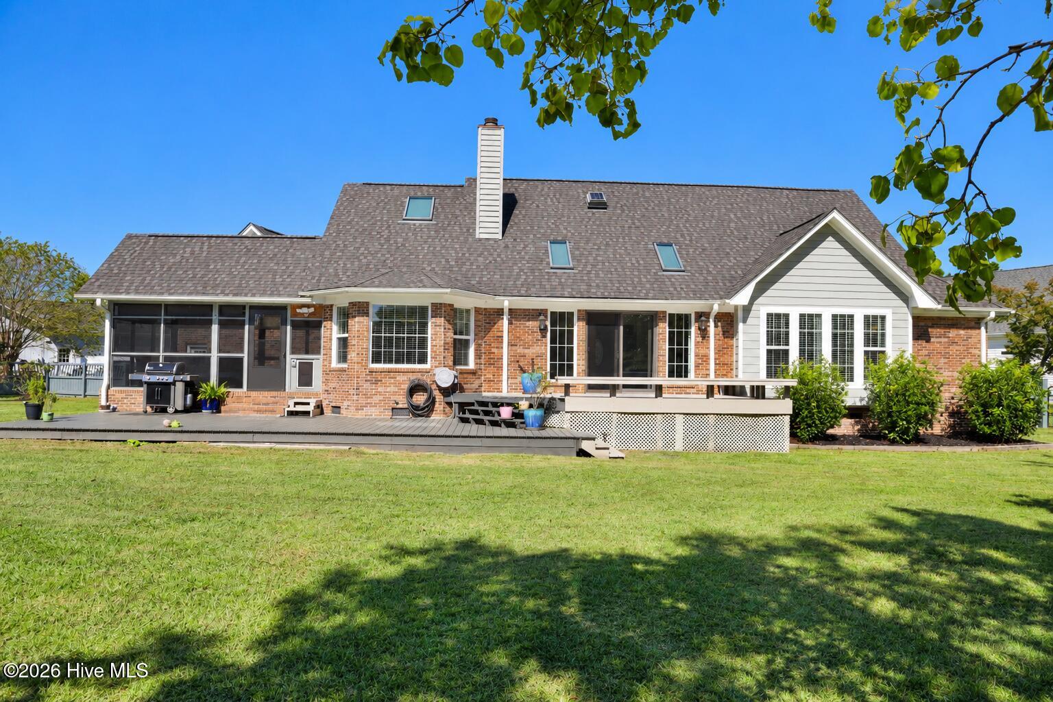 107 Bogey Court Property Photo 8