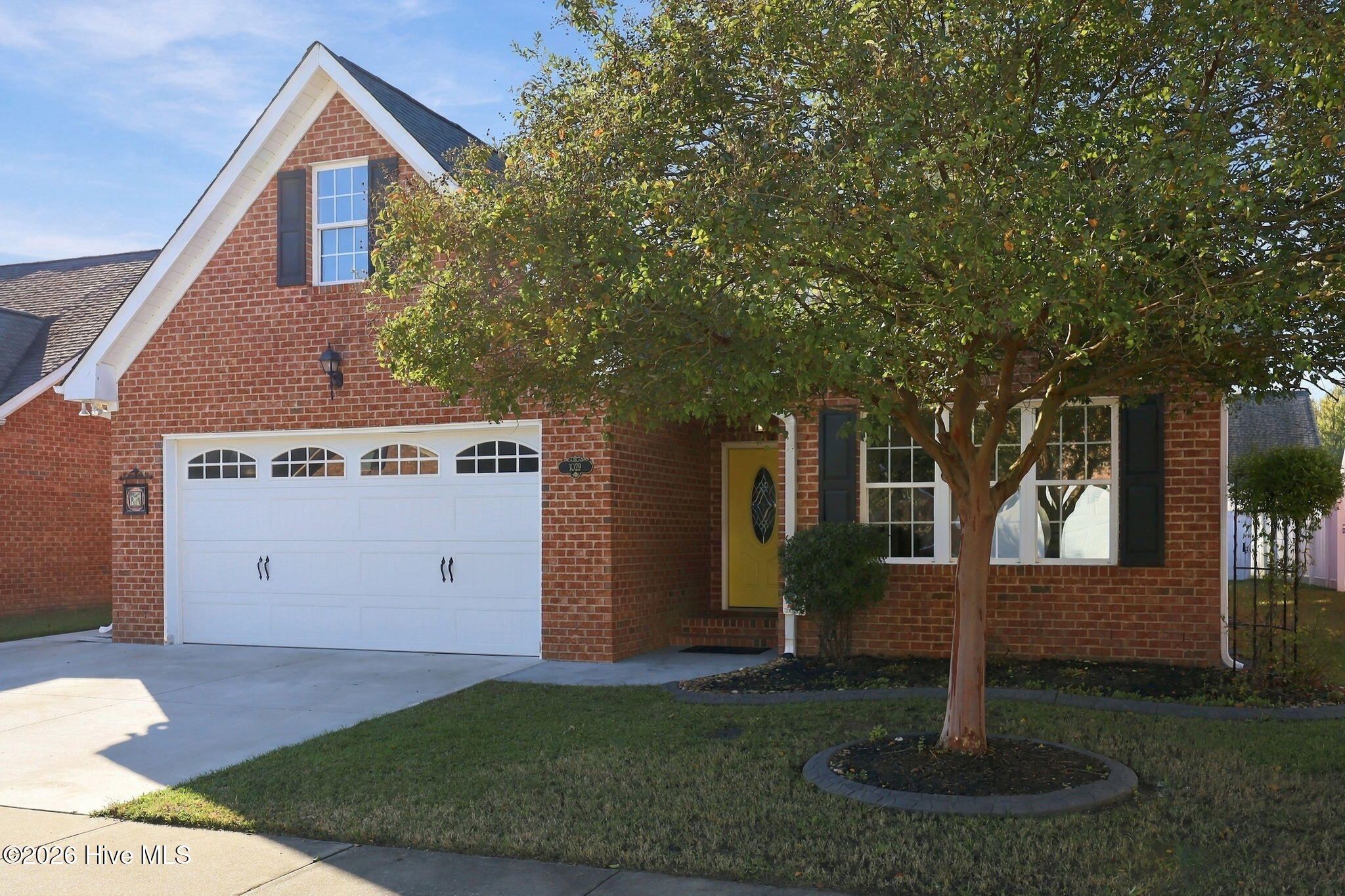 1029 Dearborn Court Property Photo 2