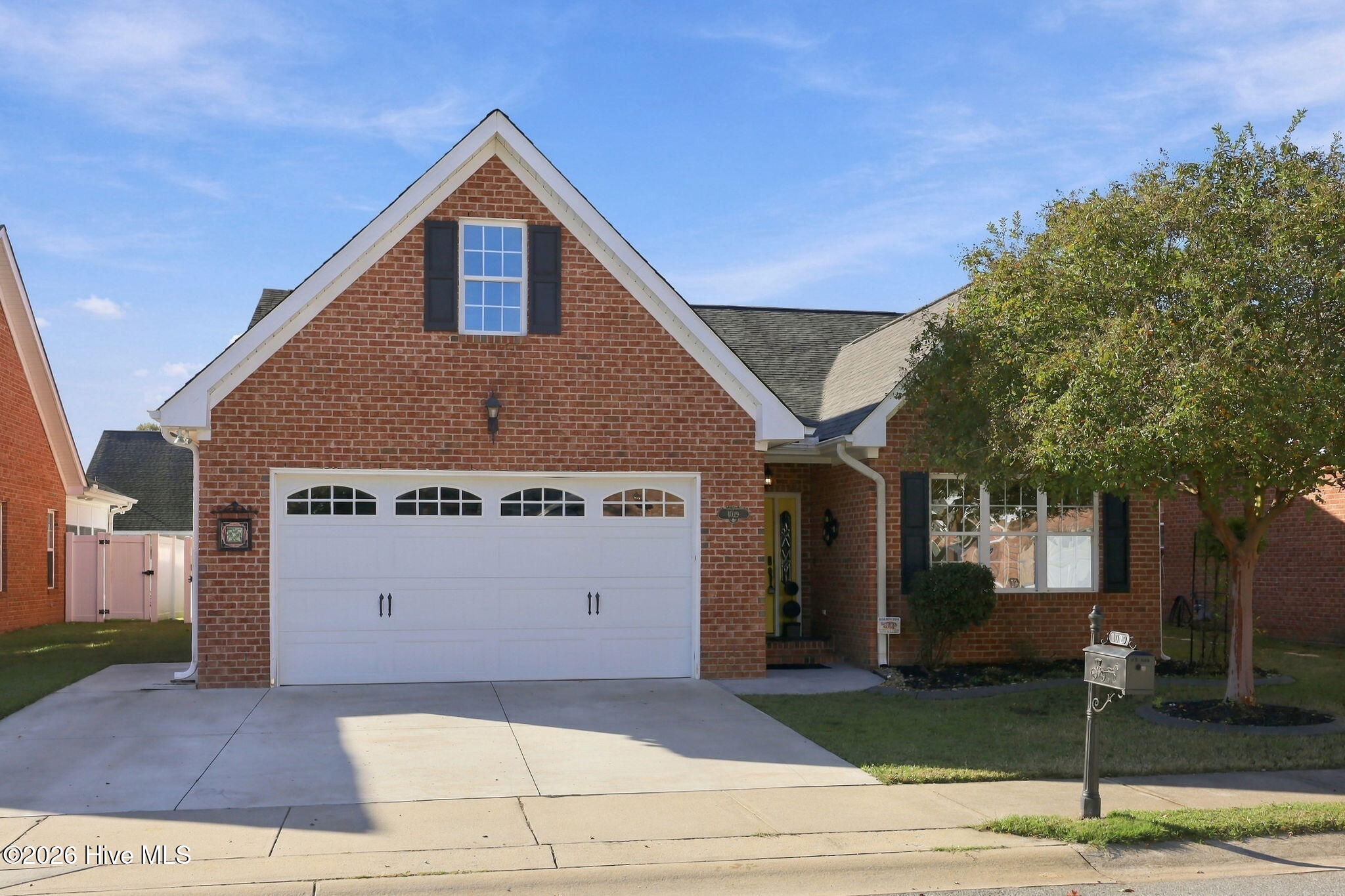 1029 Dearborn Court Property Photo 3