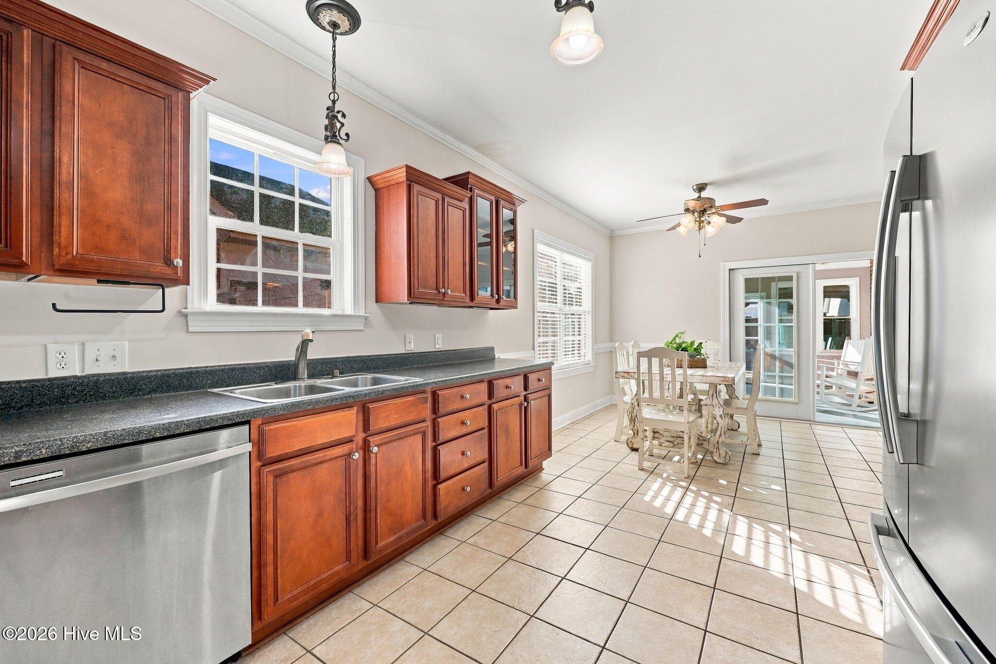 1029 Dearborn Court Property Photo 13